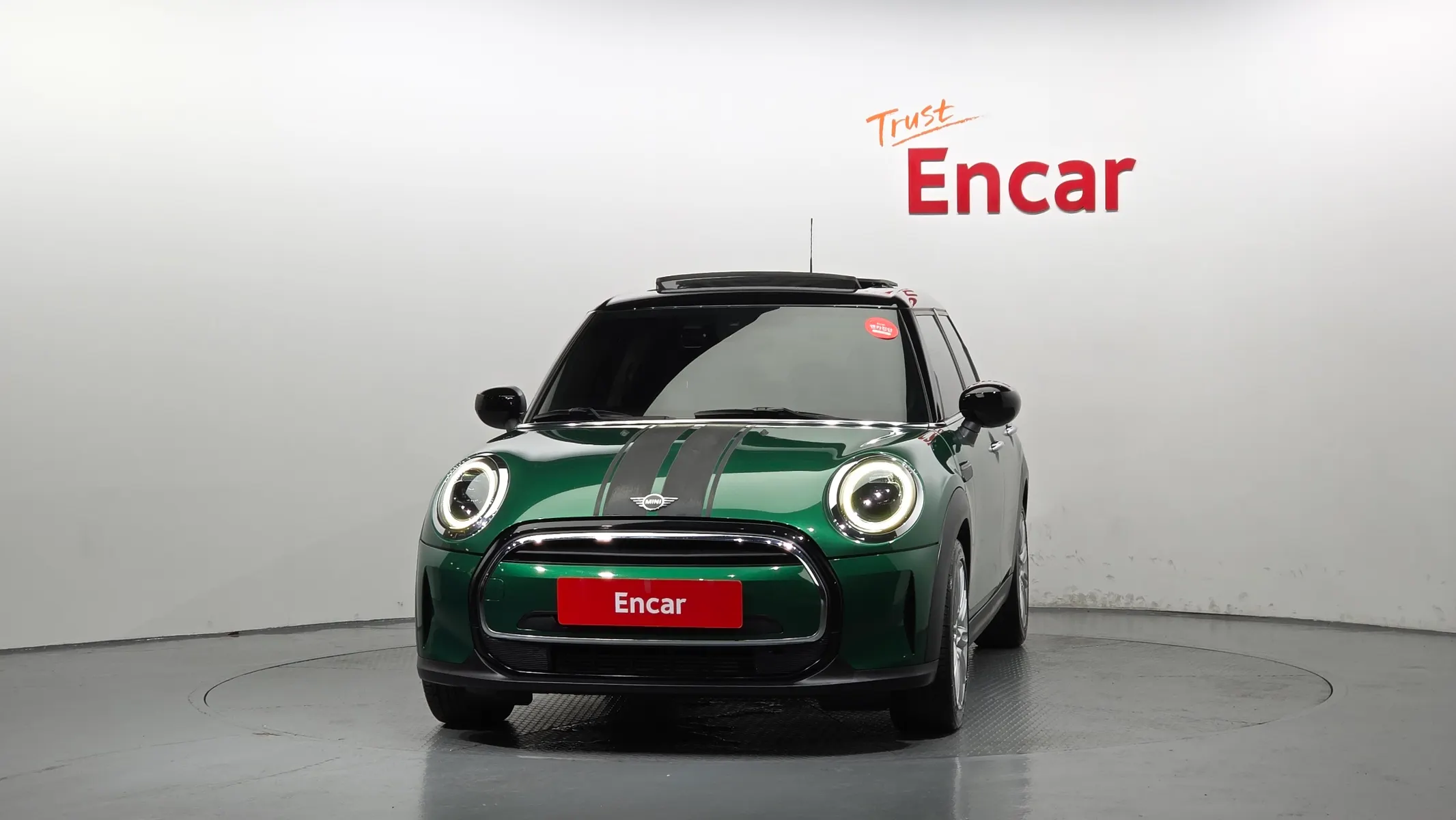 MINI 쿠퍼 5 2021 2/5