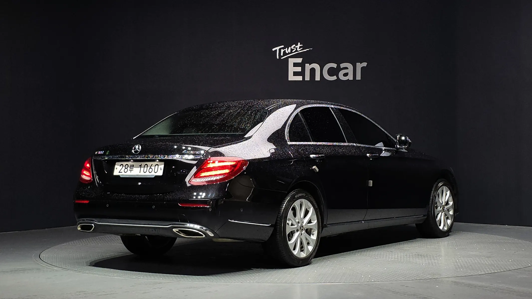 Mercedes-Benz E-Class W213 E300 4MATIC 2018 2/34