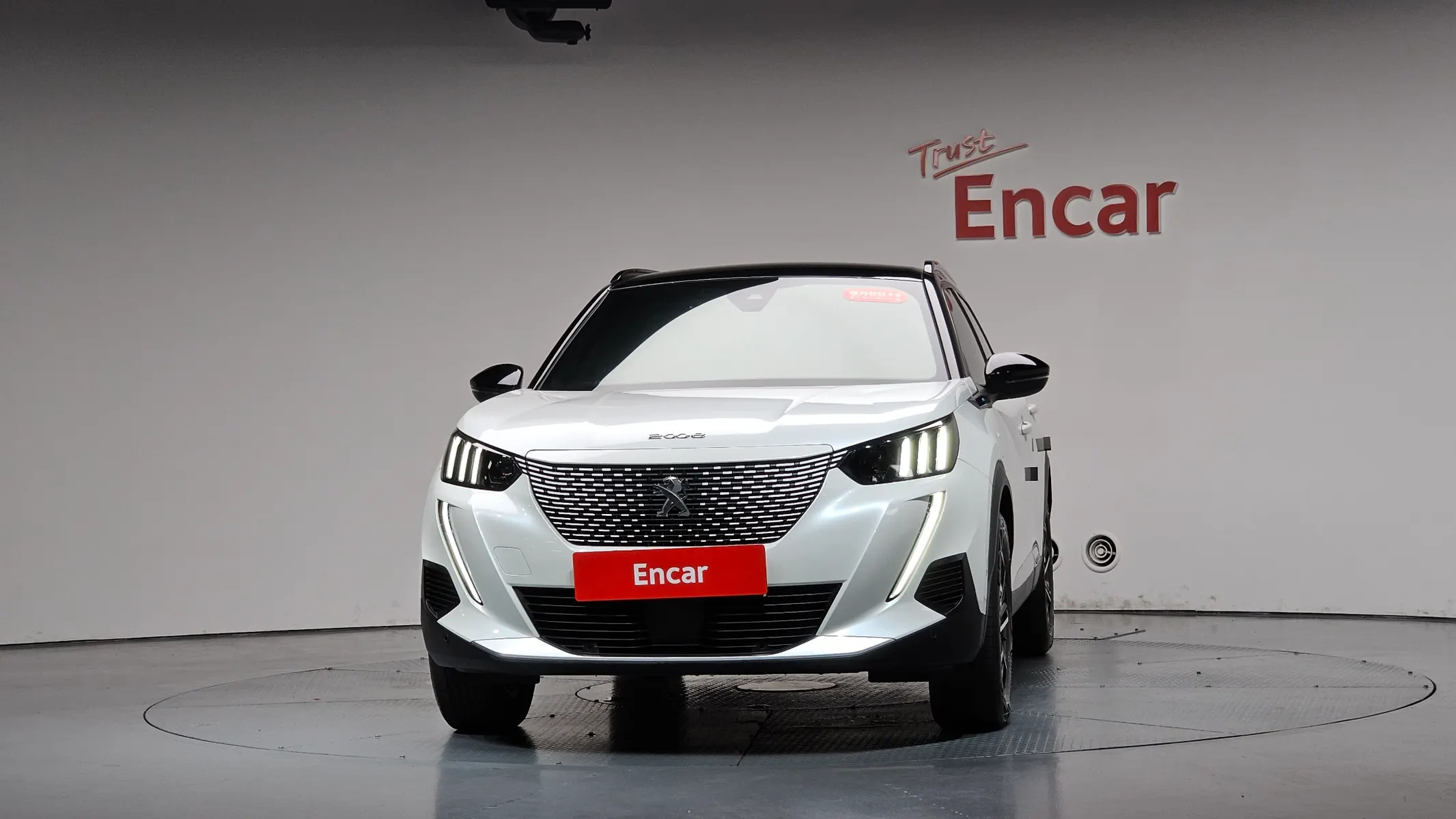 Peugeot e-2008 2 EV GT 2023 2/5