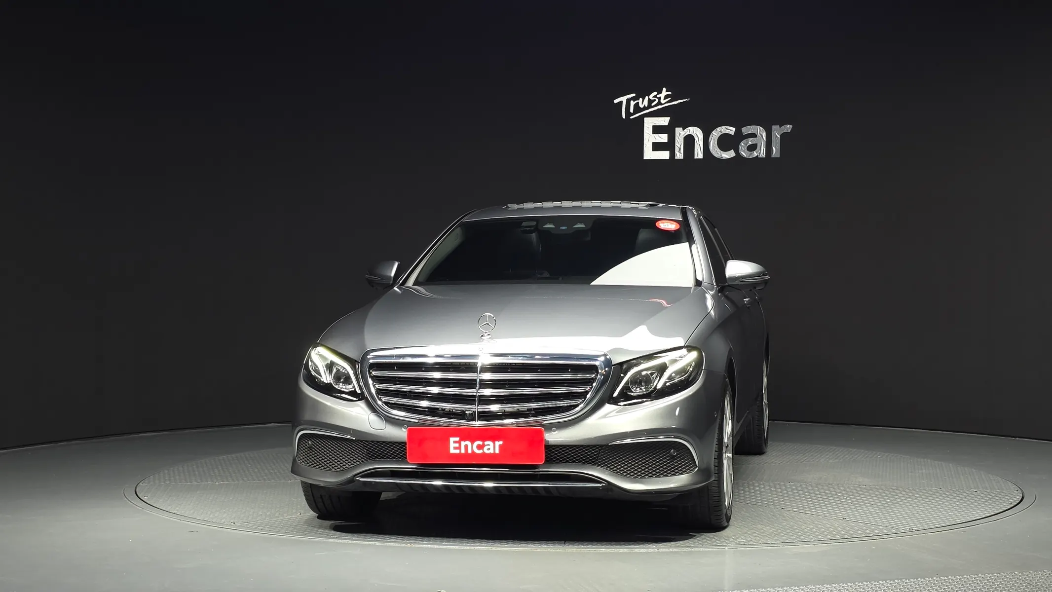 Mercedes-Benz E-Class W213 E300 4MATIC 2018 3/31