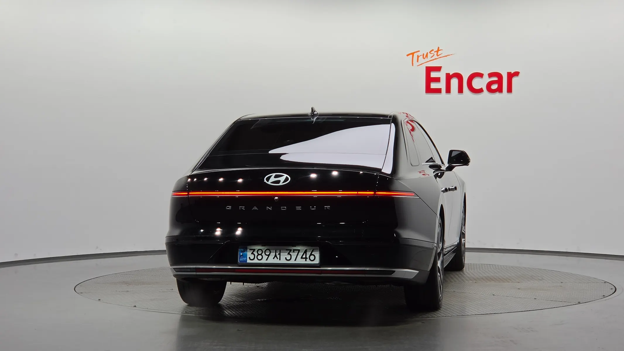 Hyundai (GN7) 2023 3/5