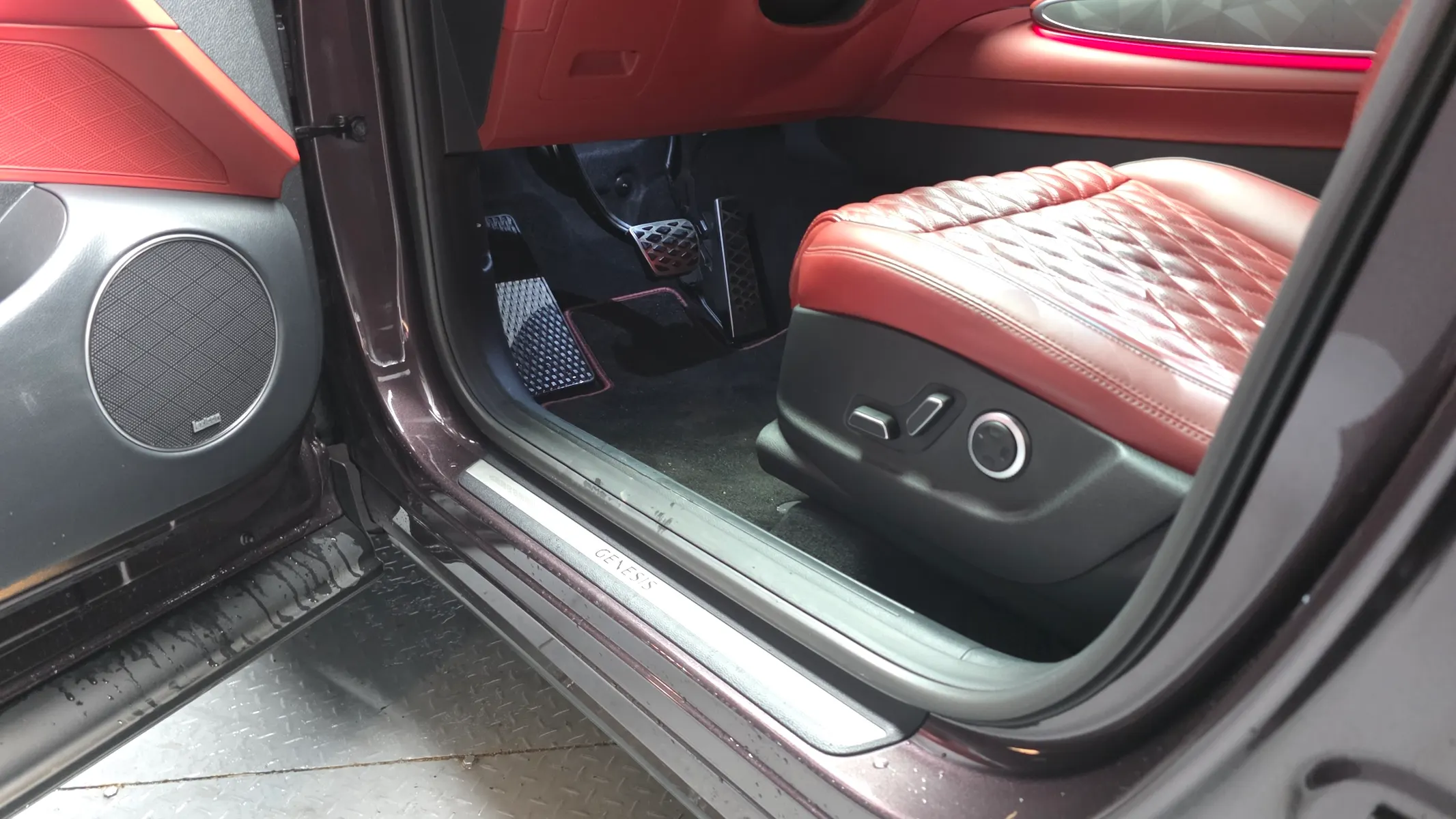 Genesis GV70 2.5T AWD 2021 33/34