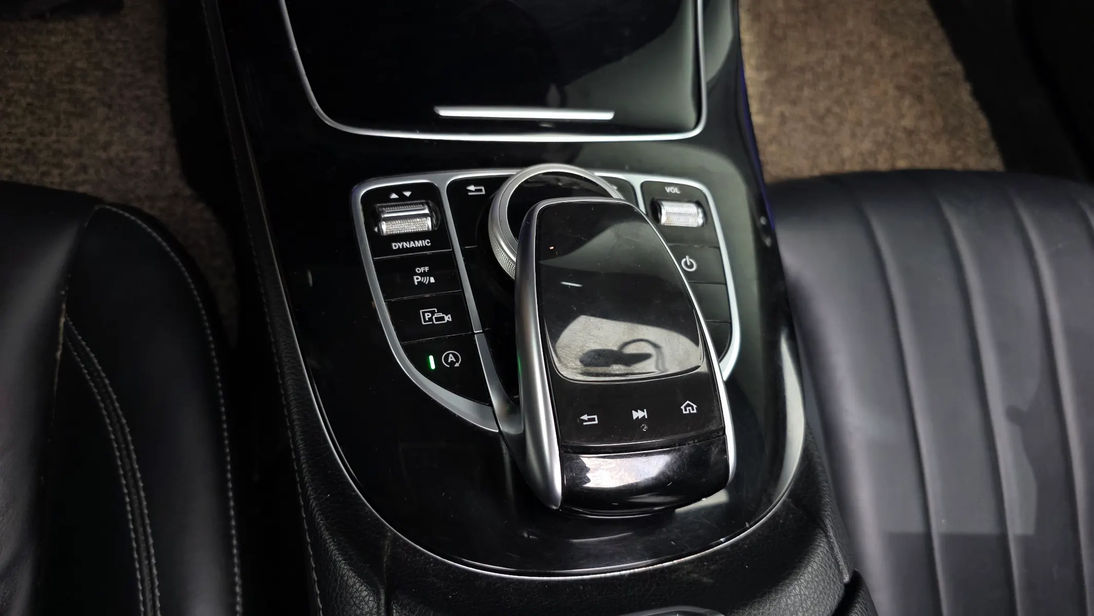 Mercedes-Benz E-Class W213 E220d 4MATIC 2019 32/33