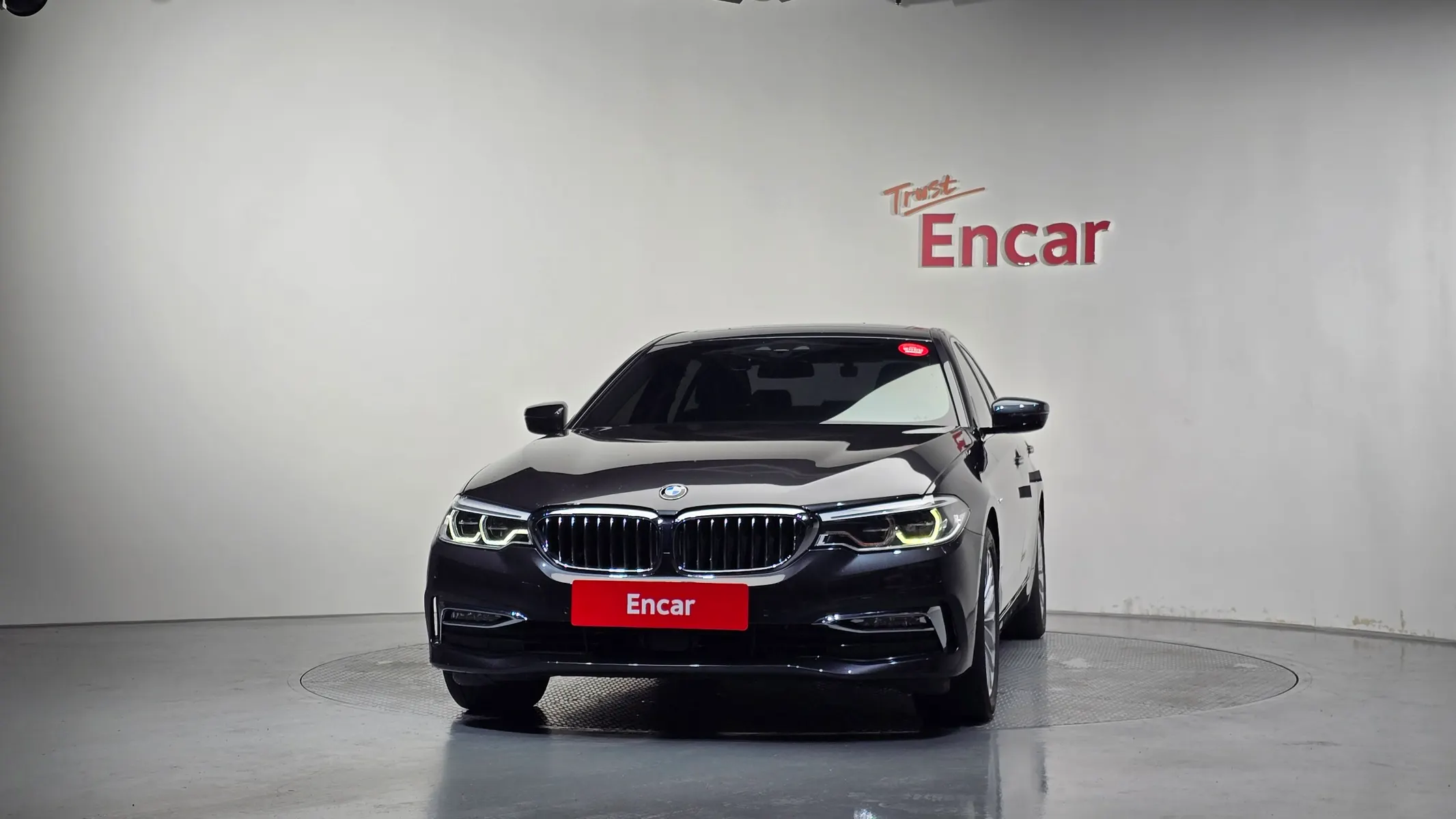 BMW 5 Series (G30) 530i xDrive 2018 3/21