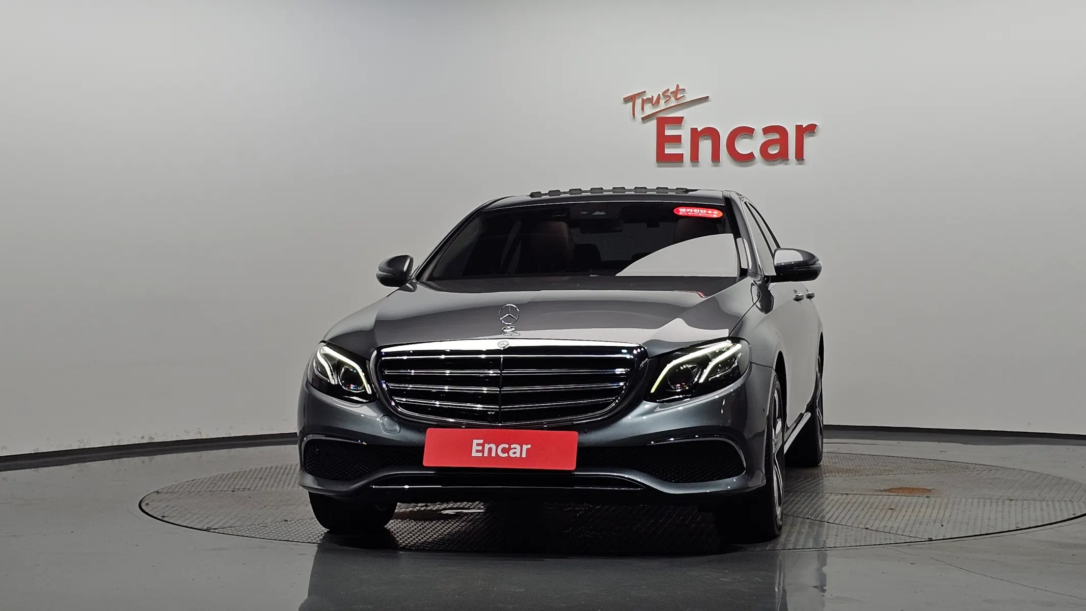 Mercedes-Benz E-Class W213 E220d 2019 2/35