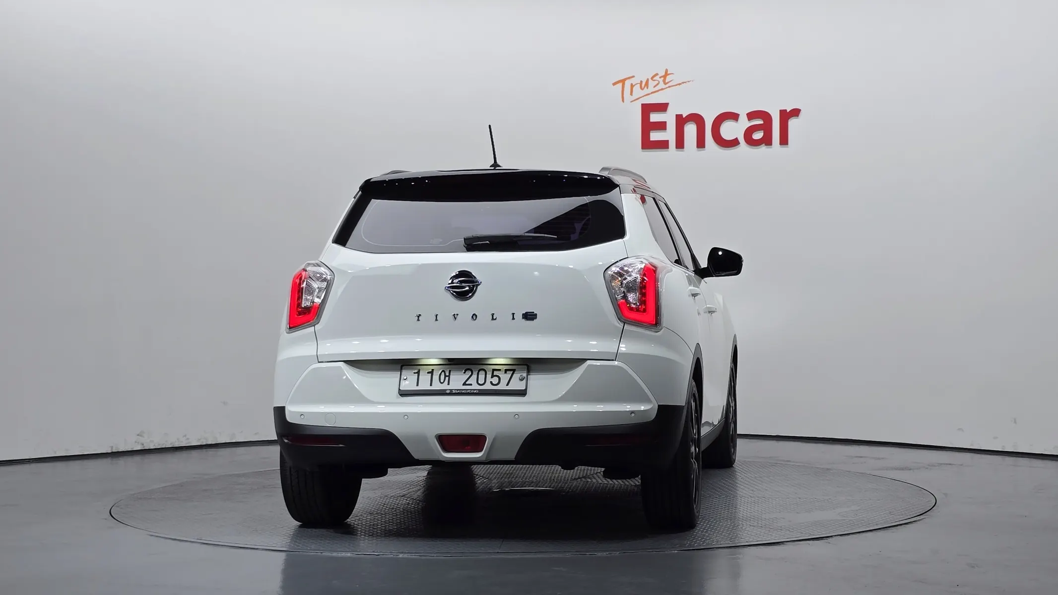 KG Mobility Tivoli LX 2WD 2015 3/5