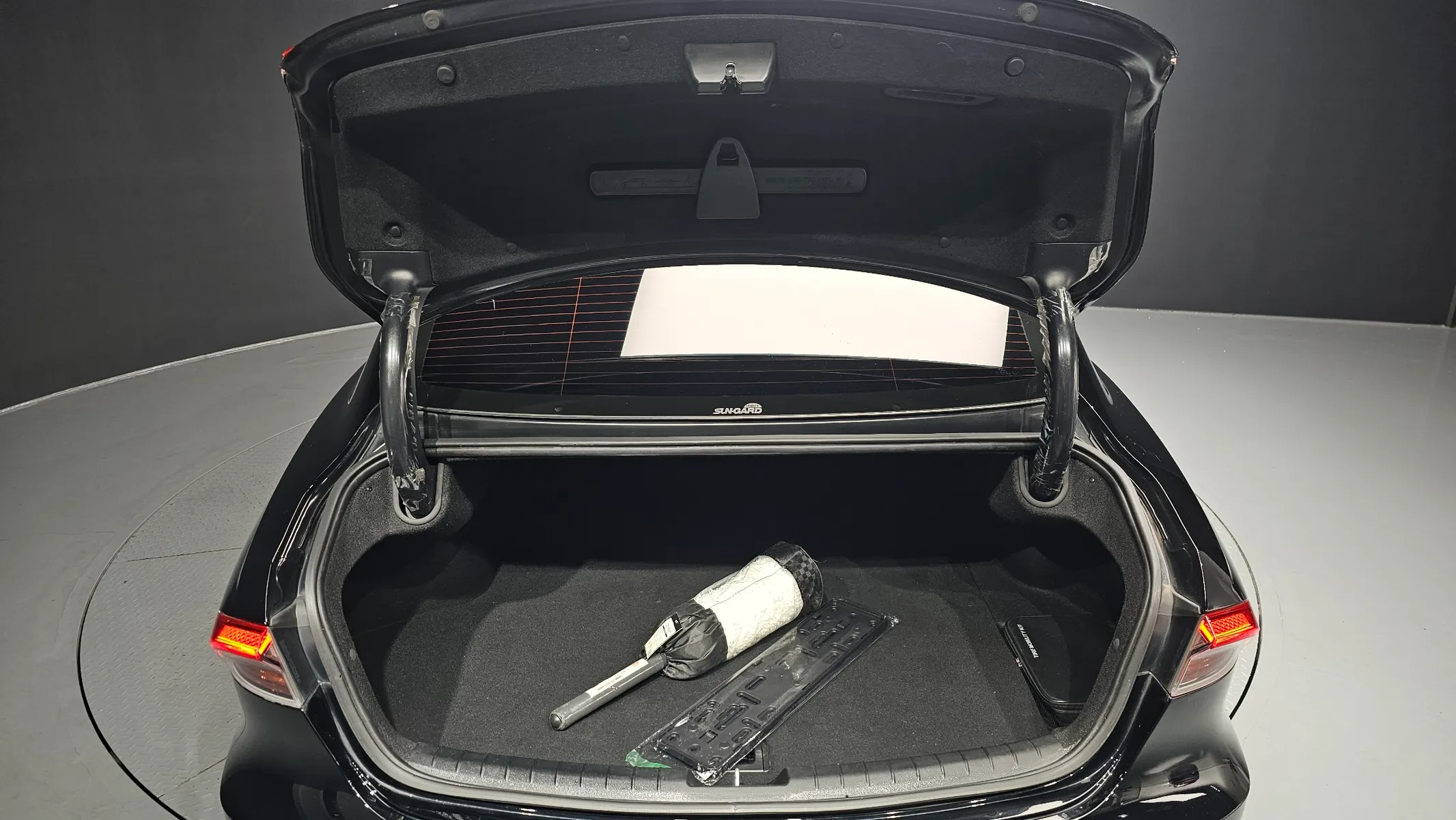 Hyundai IG 3.0 LPi () 2022 33/34
