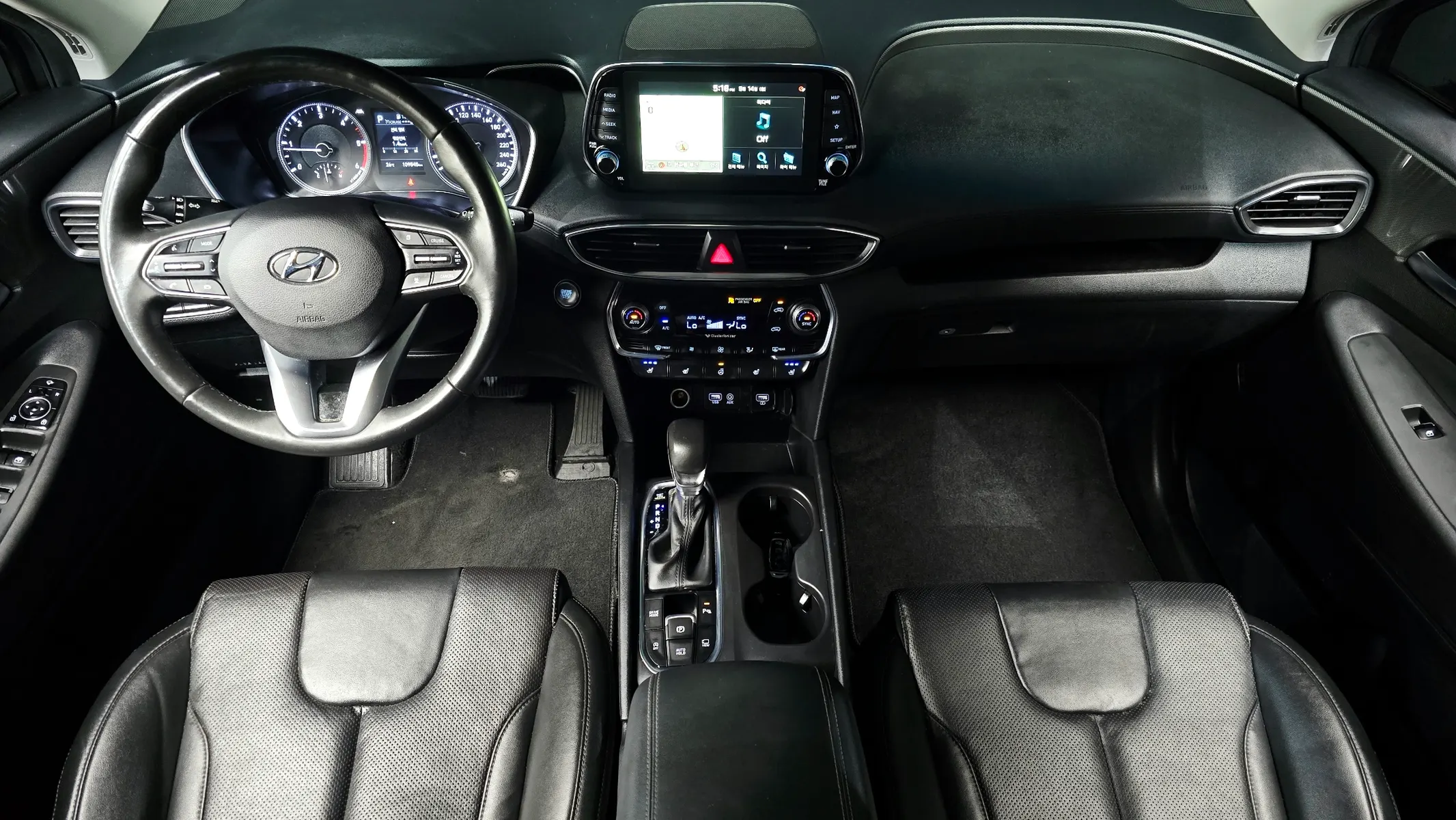 Hyundai TM 2.0 2WD 2018 4/5