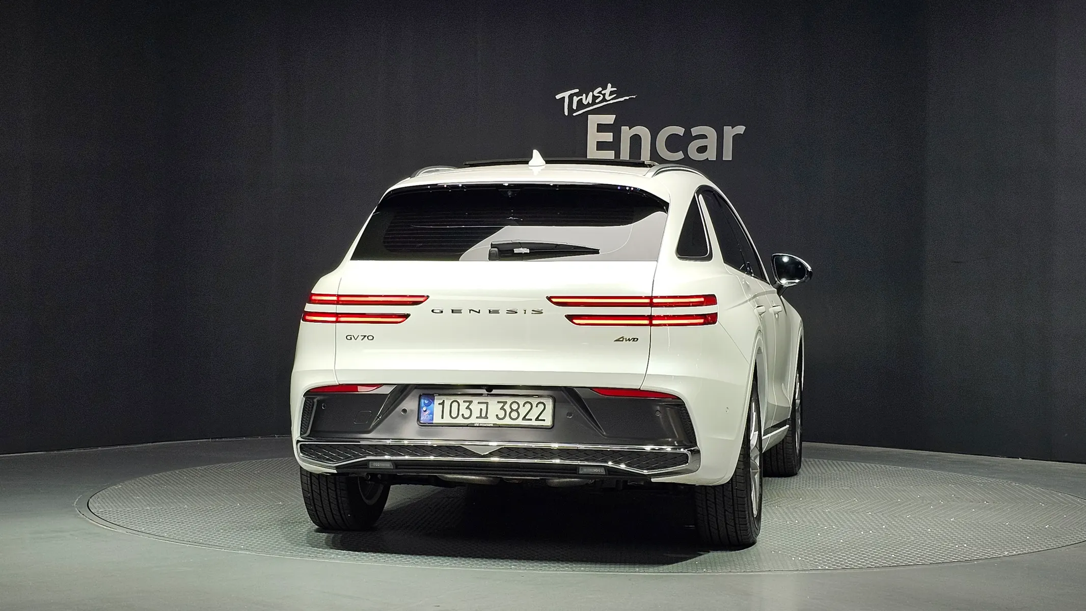 Genesis GV70 2.5T AWD 2024 3/5