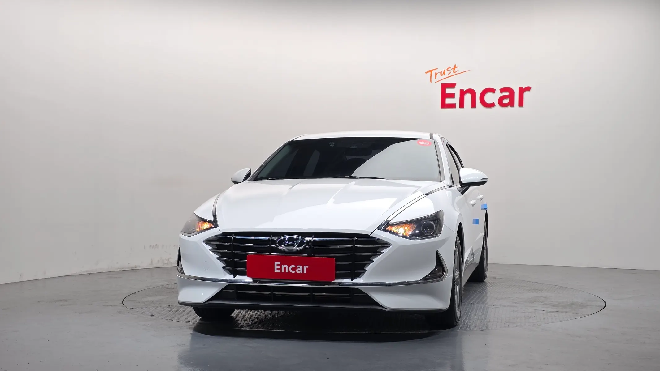 Hyundai (DN8) 2.0 LPG() 2022 2/5