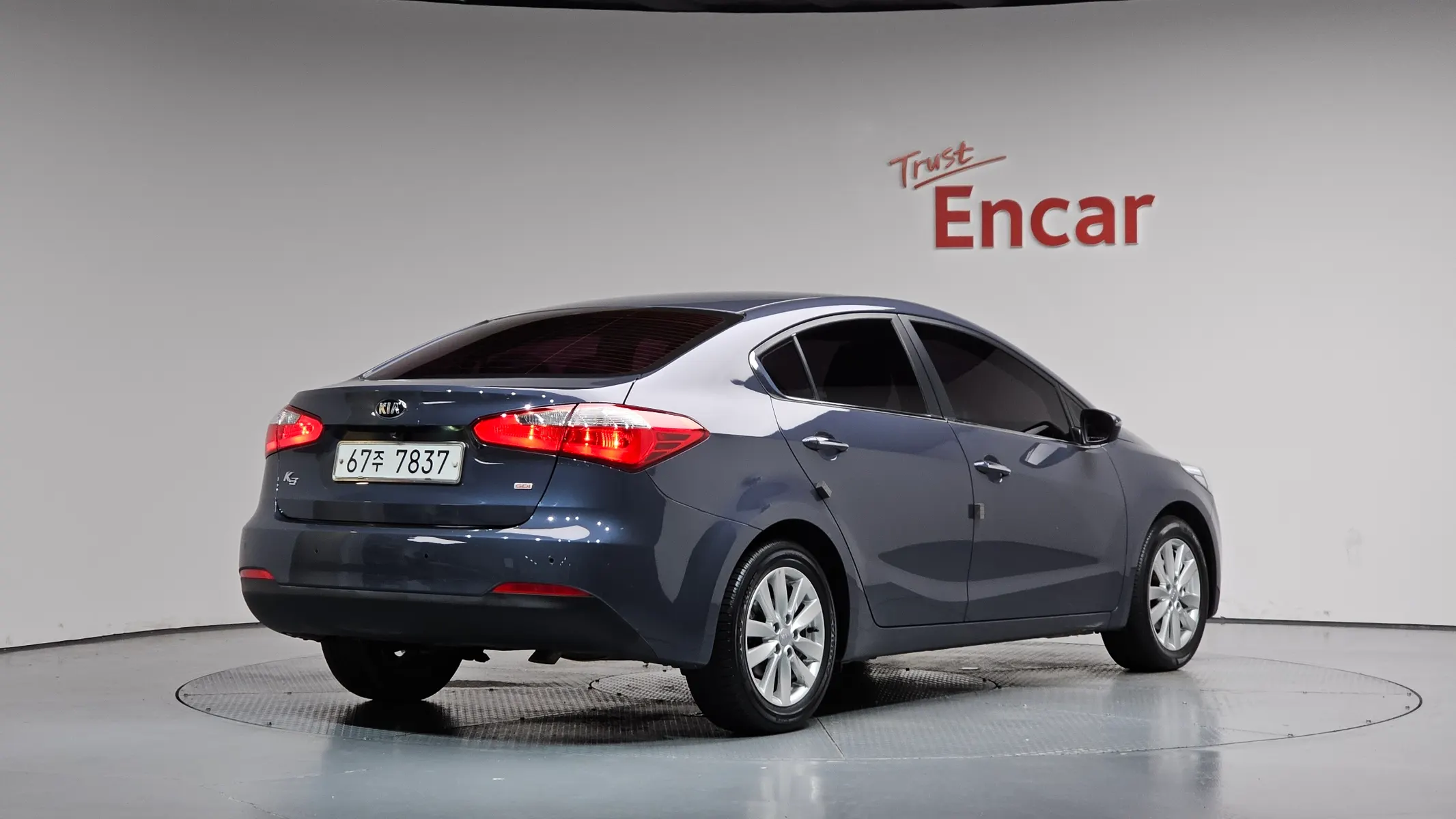 Kia K3 2013 2/32