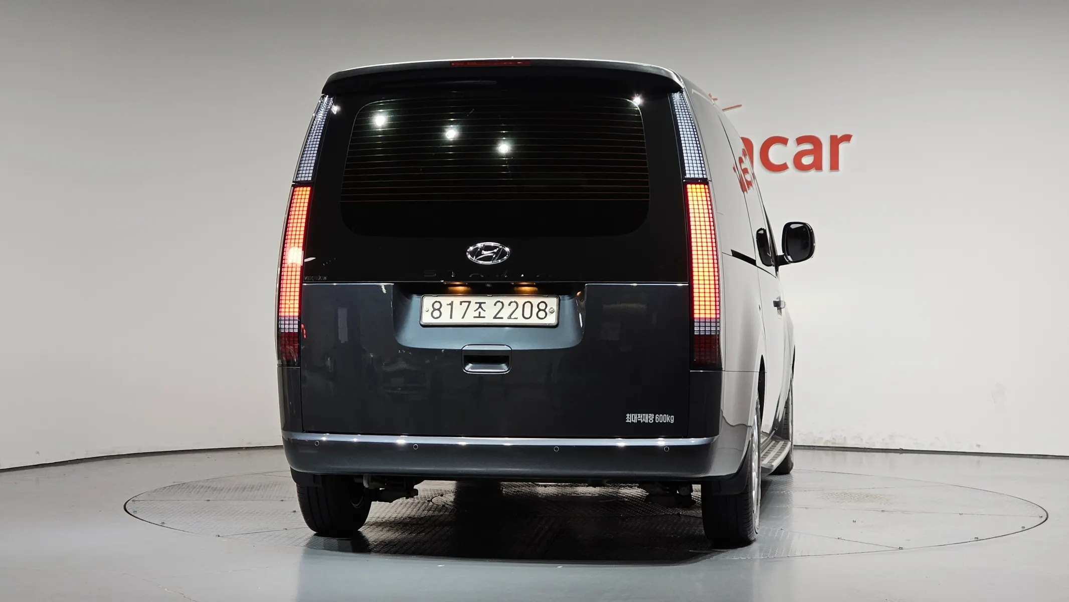 Hyundai Staria L3.5 5 2021 3/5