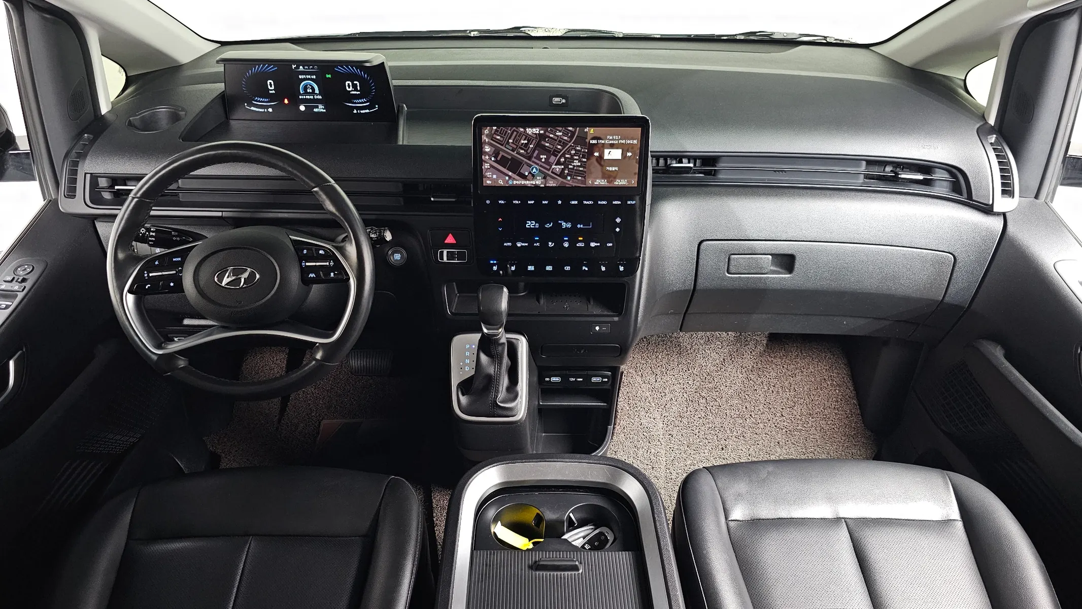Hyundai Staria L3.5 5 2021 4/5