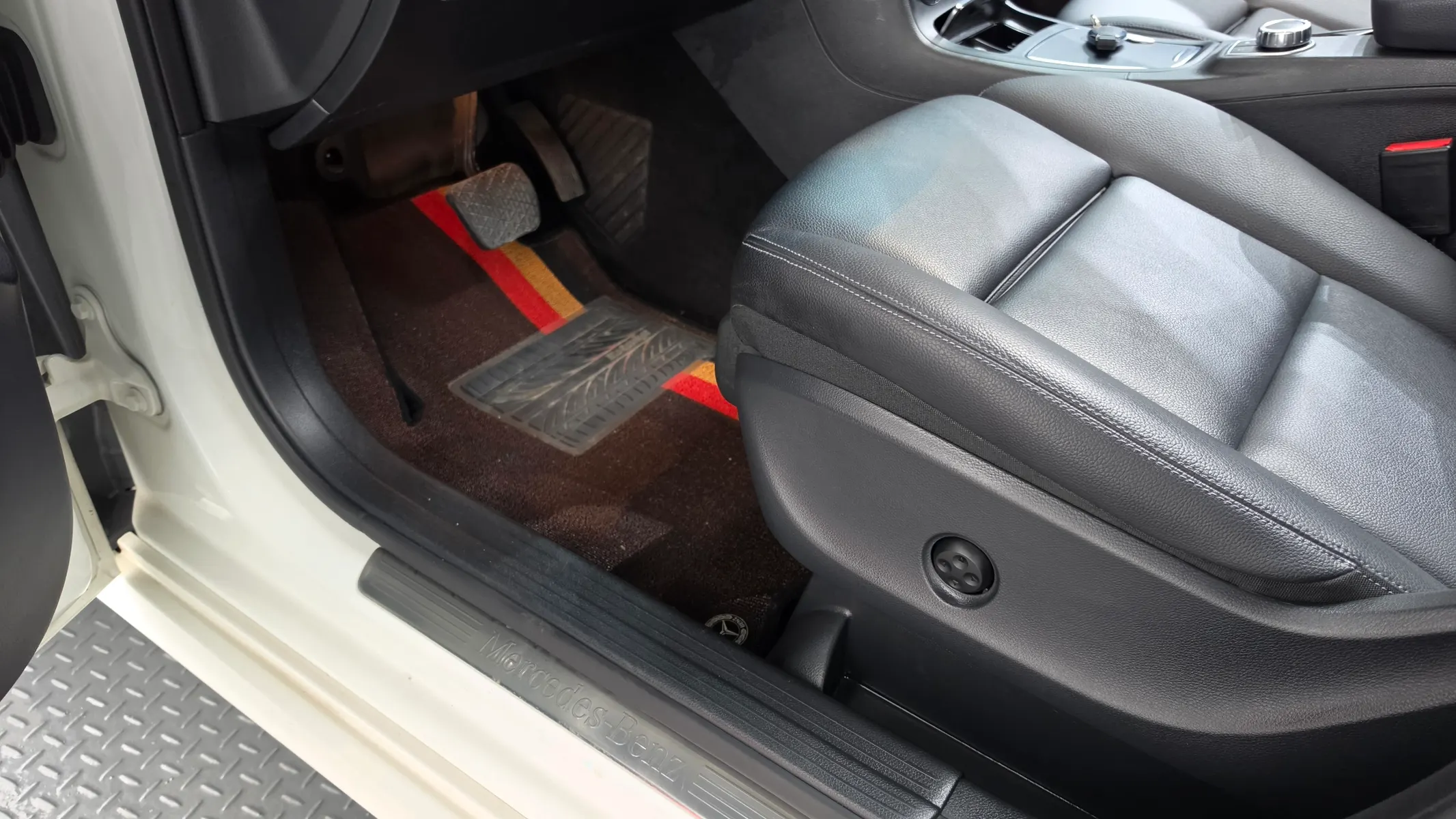 Mercedes-Benz B-Class W246 B220 2017 31/32