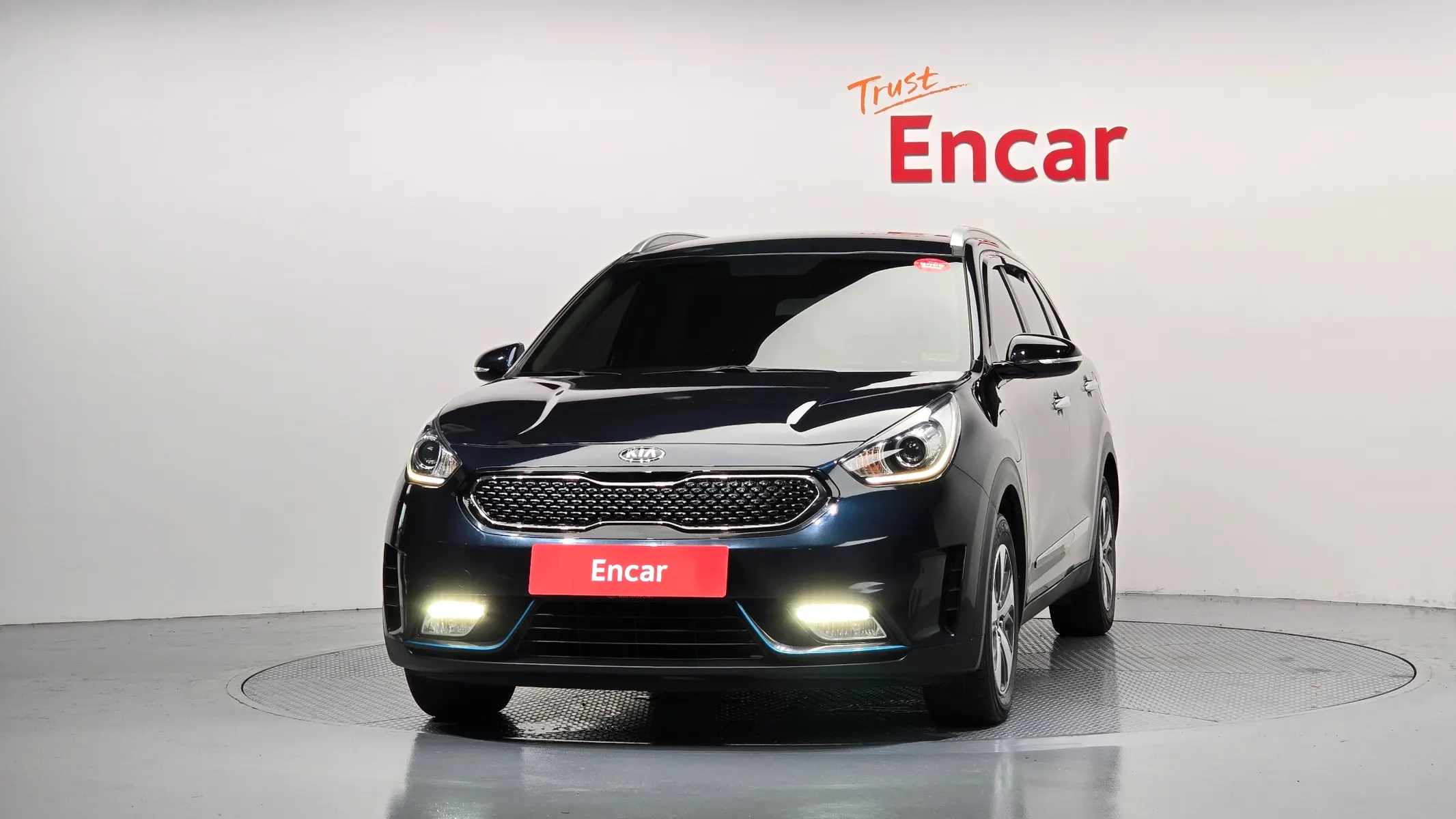 Kia Niro 1.6 HEV 2018 2/5