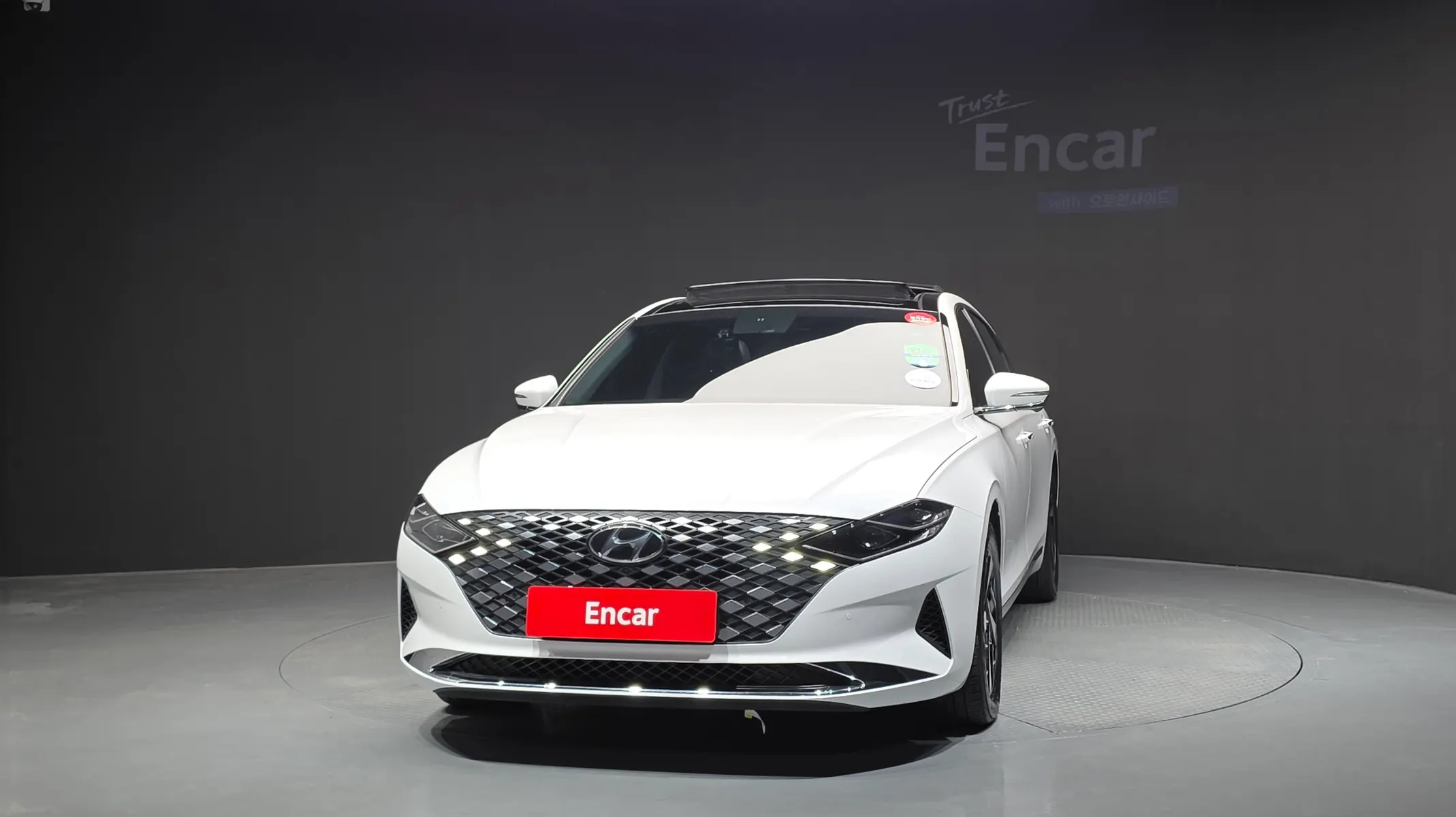 Hyundai IG 2022 2/5