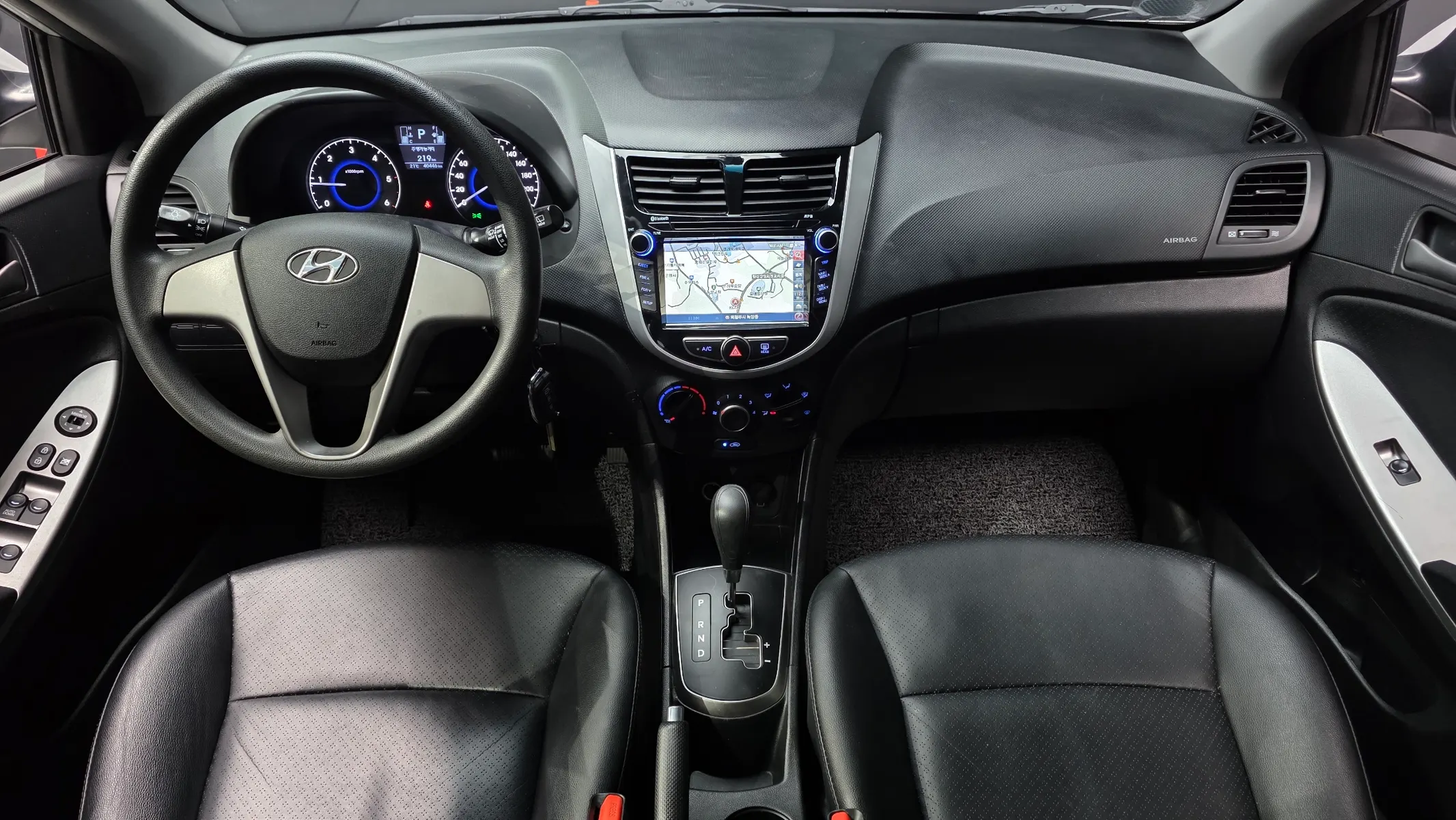 Hyundai () 1.6 VGT 2016 4/5