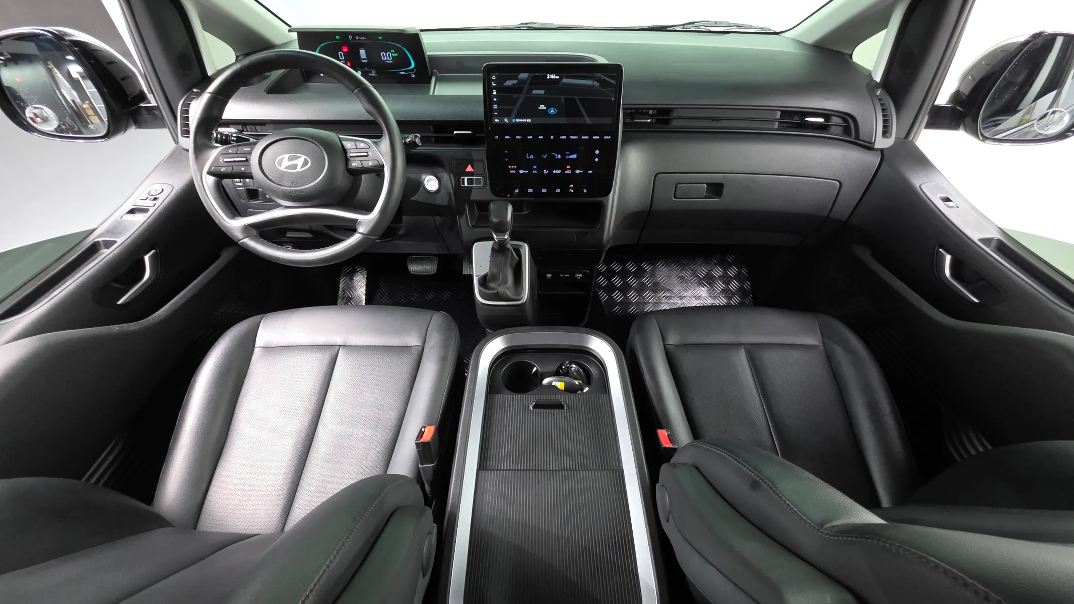 Hyundai Staria HEV 1.6 5 2024 4/5