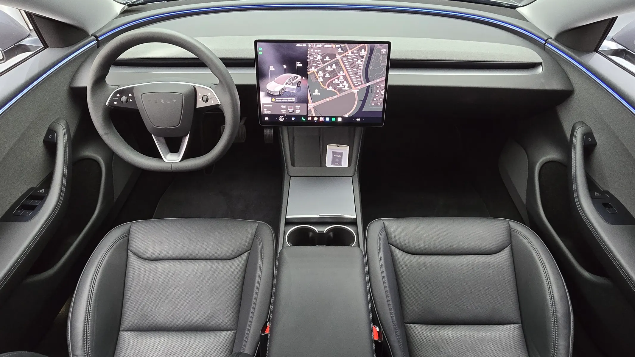 Tesla 3 RWD 2025 4/5