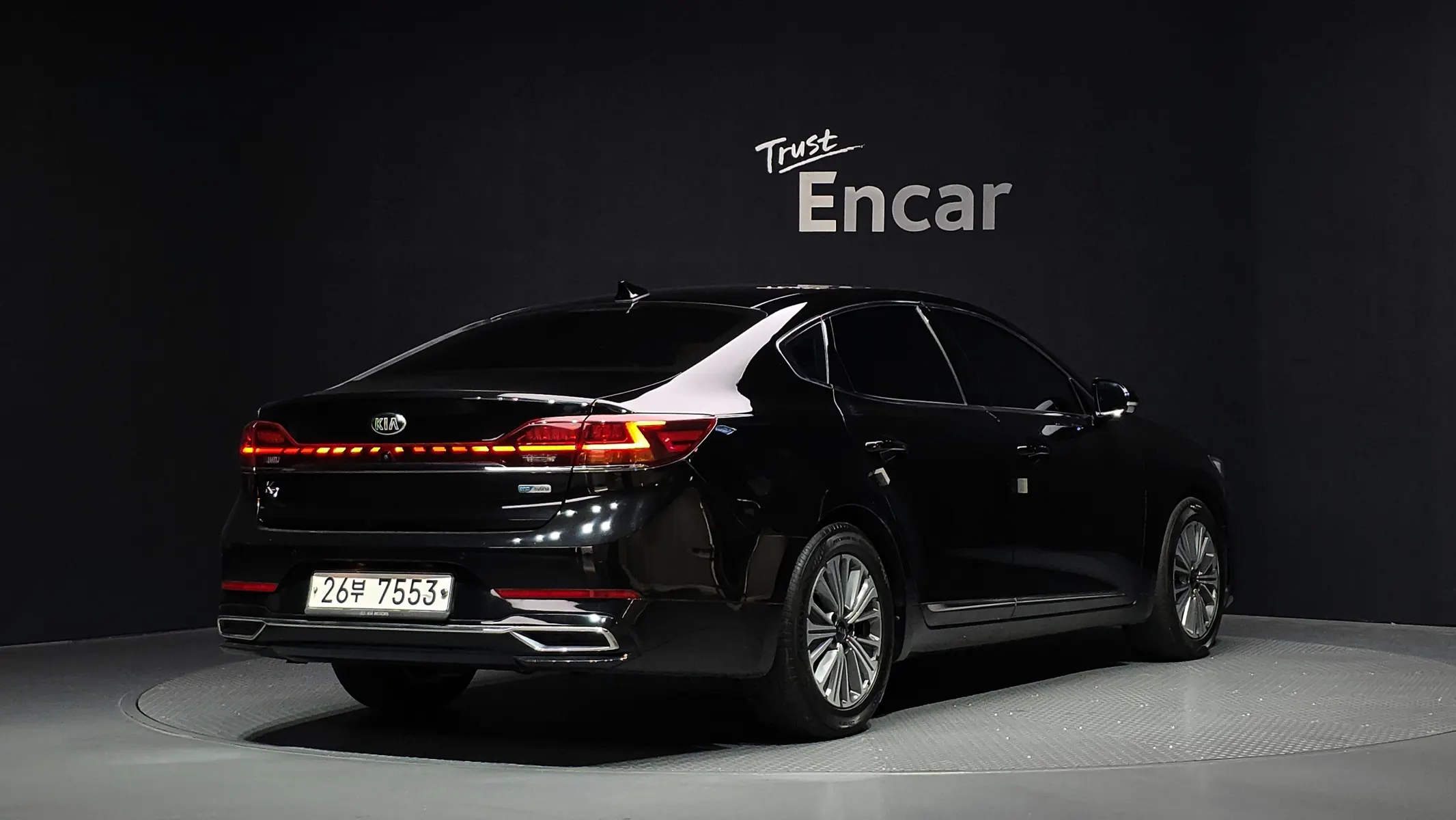 Kia K7 2019 2/34