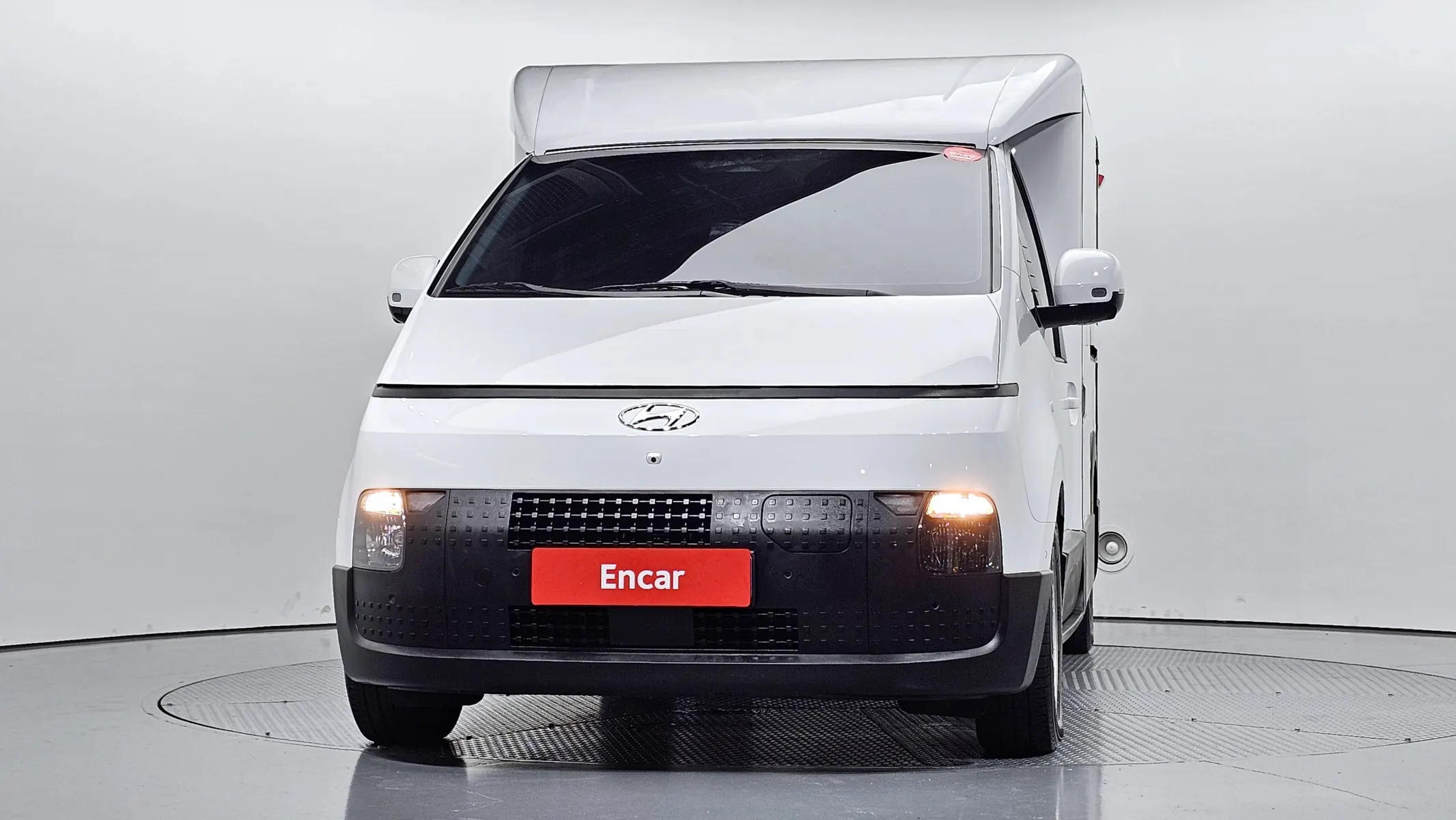 Hyundai ST1 2024 2/5