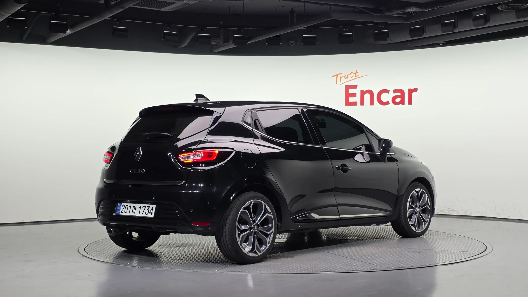 Renault Korea 클리오 2019 2/32
