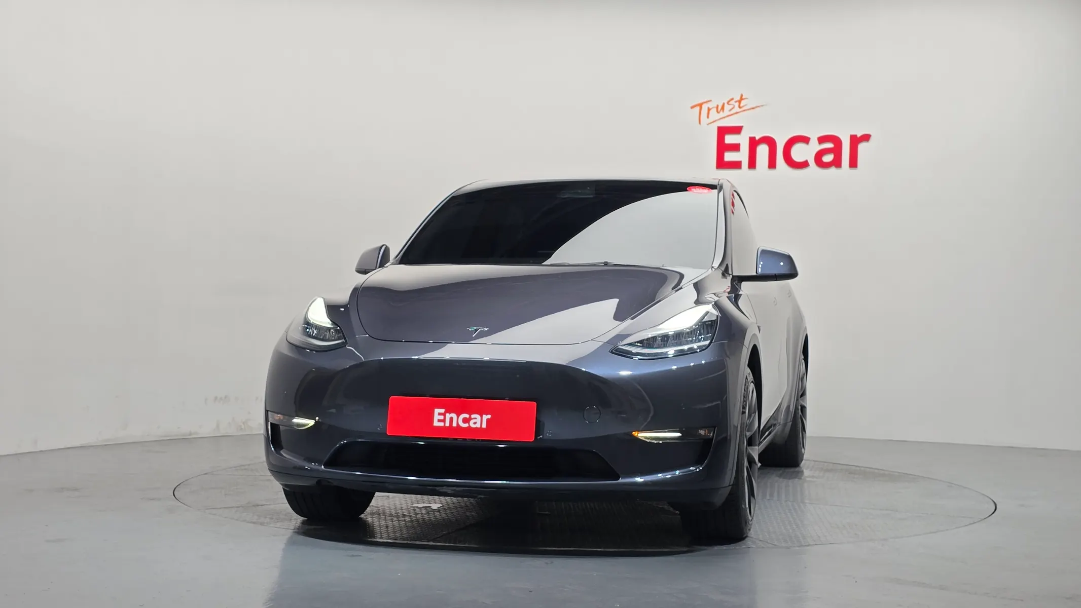 Tesla Y RWD 2021 2/5