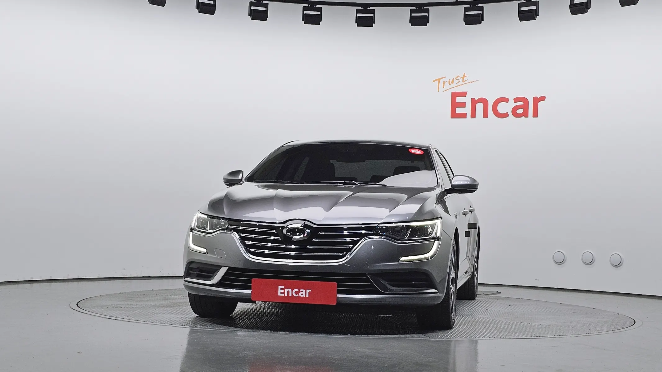 Renault Korea SM6 2.0 LPe LE () 2016 2/5