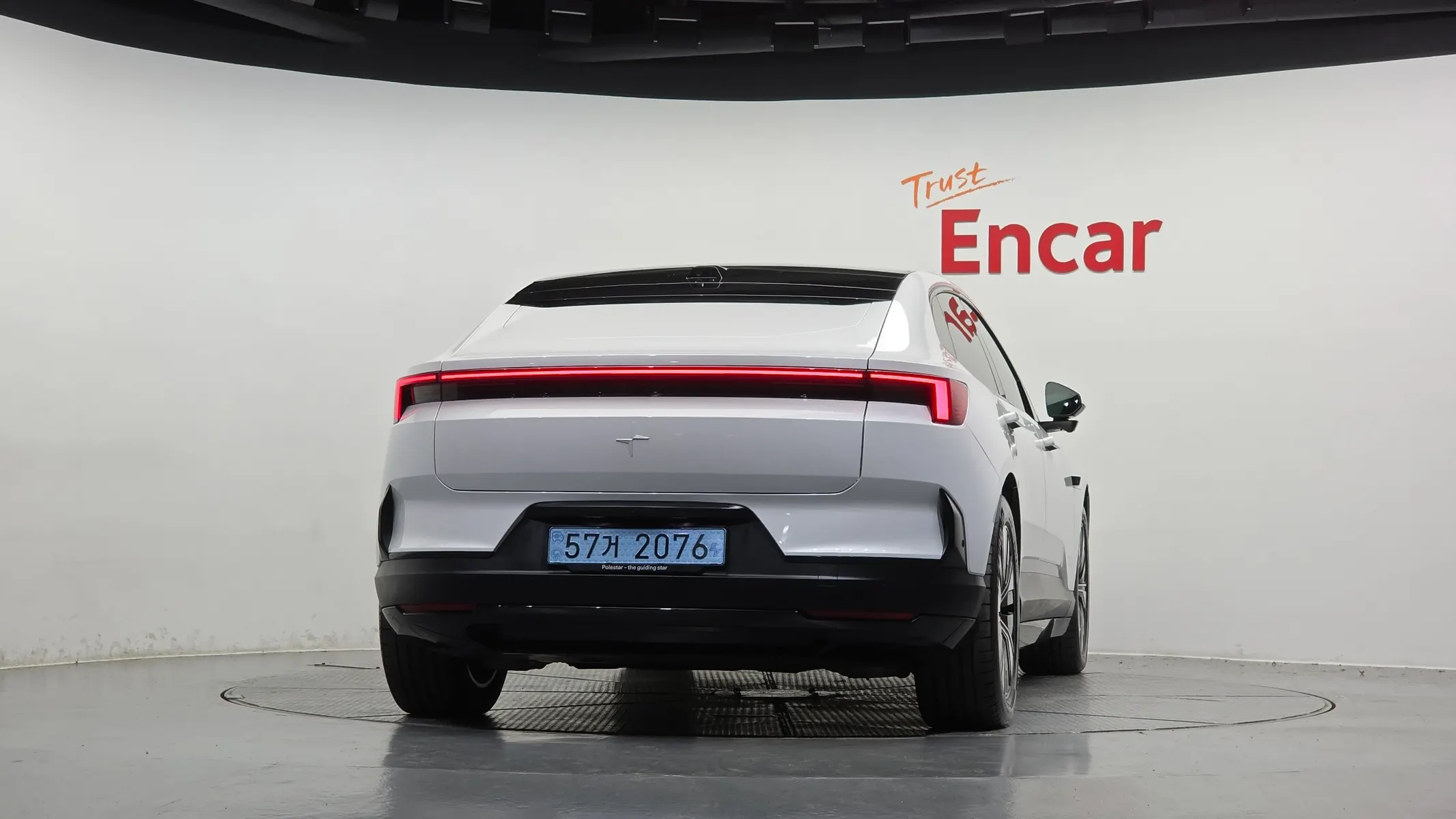 Polestar 4 2025 3/5