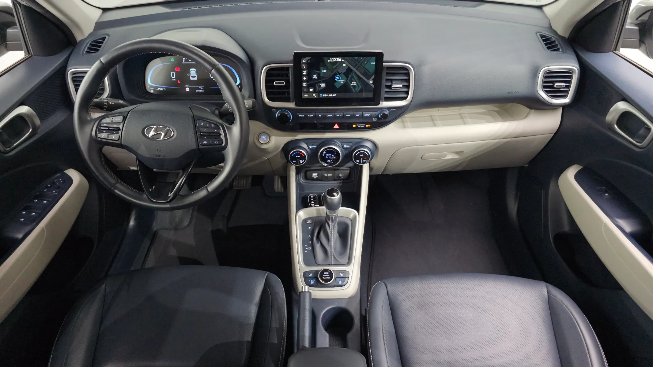 Hyundai Venue 1.6 2024 4/5
