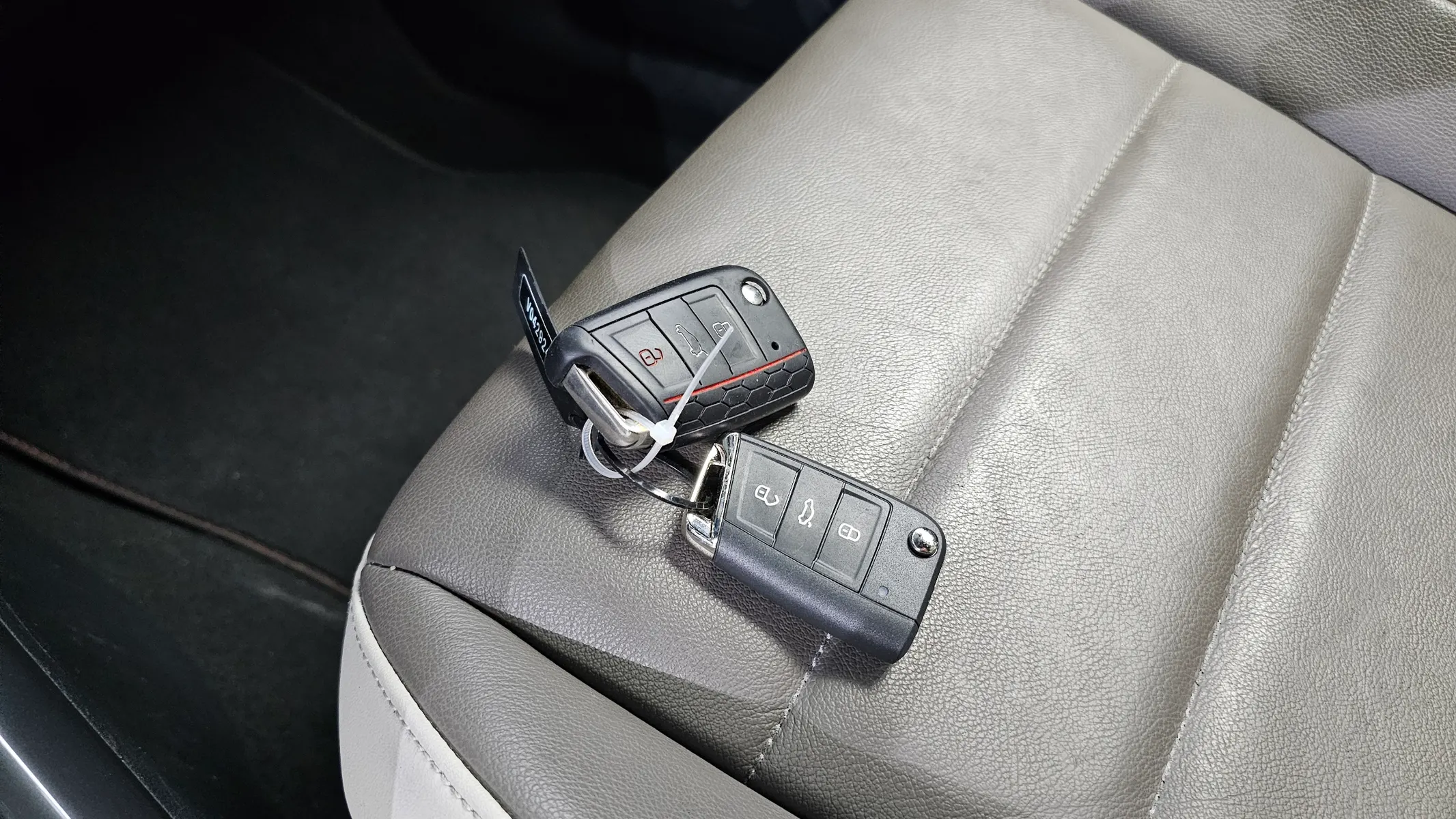Volkswagen 티록 2.0 TDI 2022 34/35