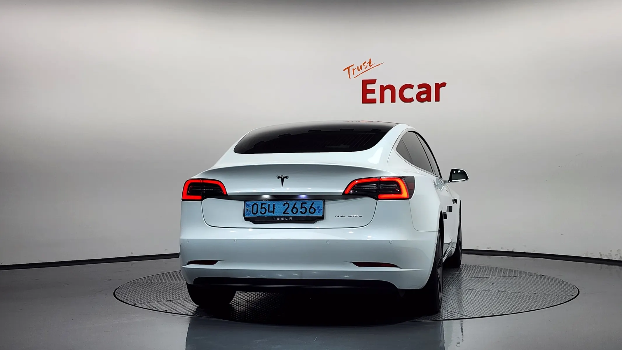 Tesla 3 AWD 2020 3/5