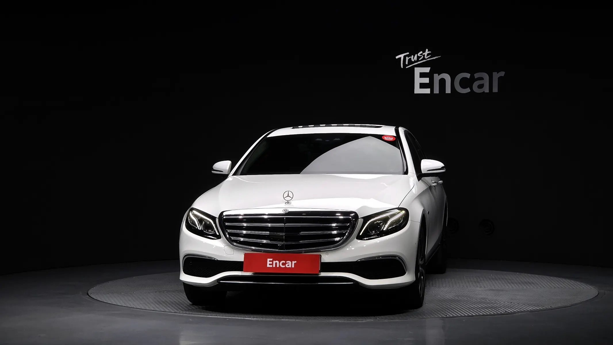 Mercedes-Benz E-Class W213 E300e 4MATIC 2020 3/31