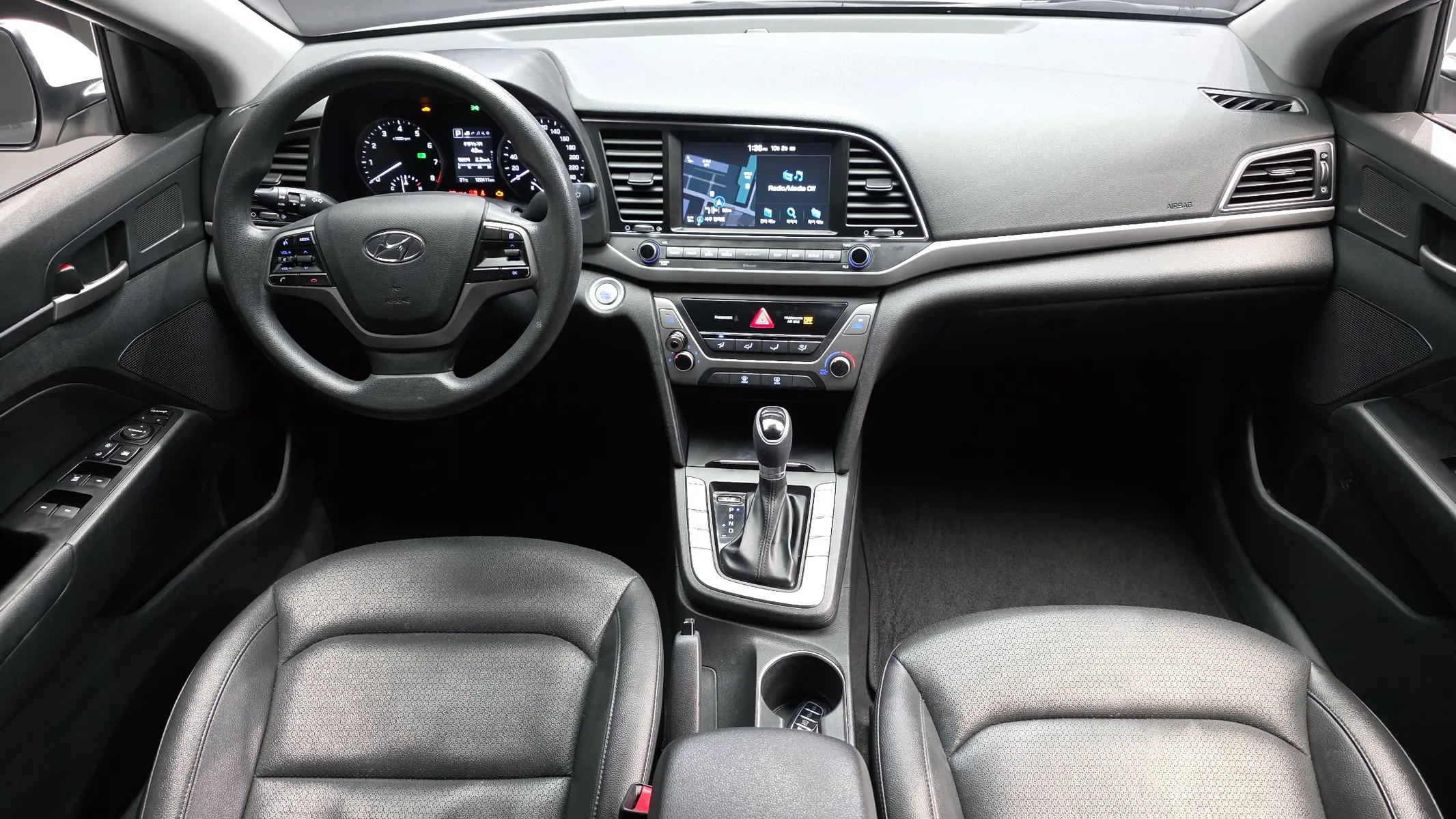 Hyundai AD 1.6 GDI 2018 4/5
