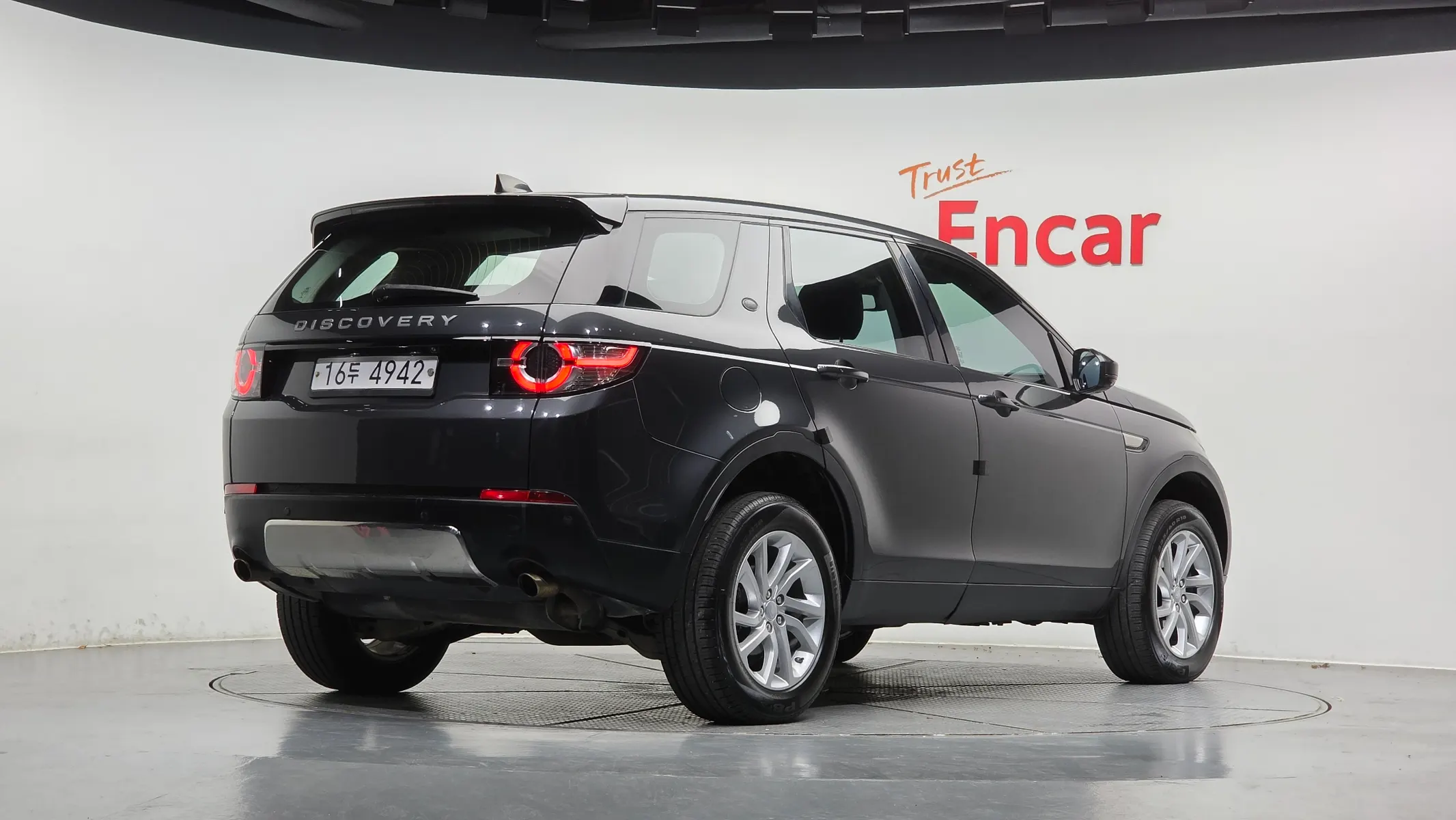 Land Rover 디스커버리 스포츠 2.0 TD4 SE 2018 2/21