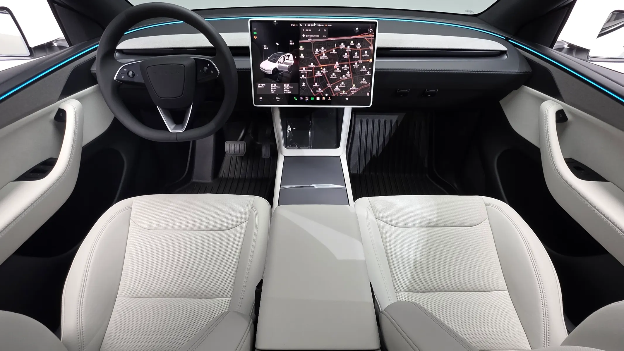 Tesla Y AWD 2026 4/5