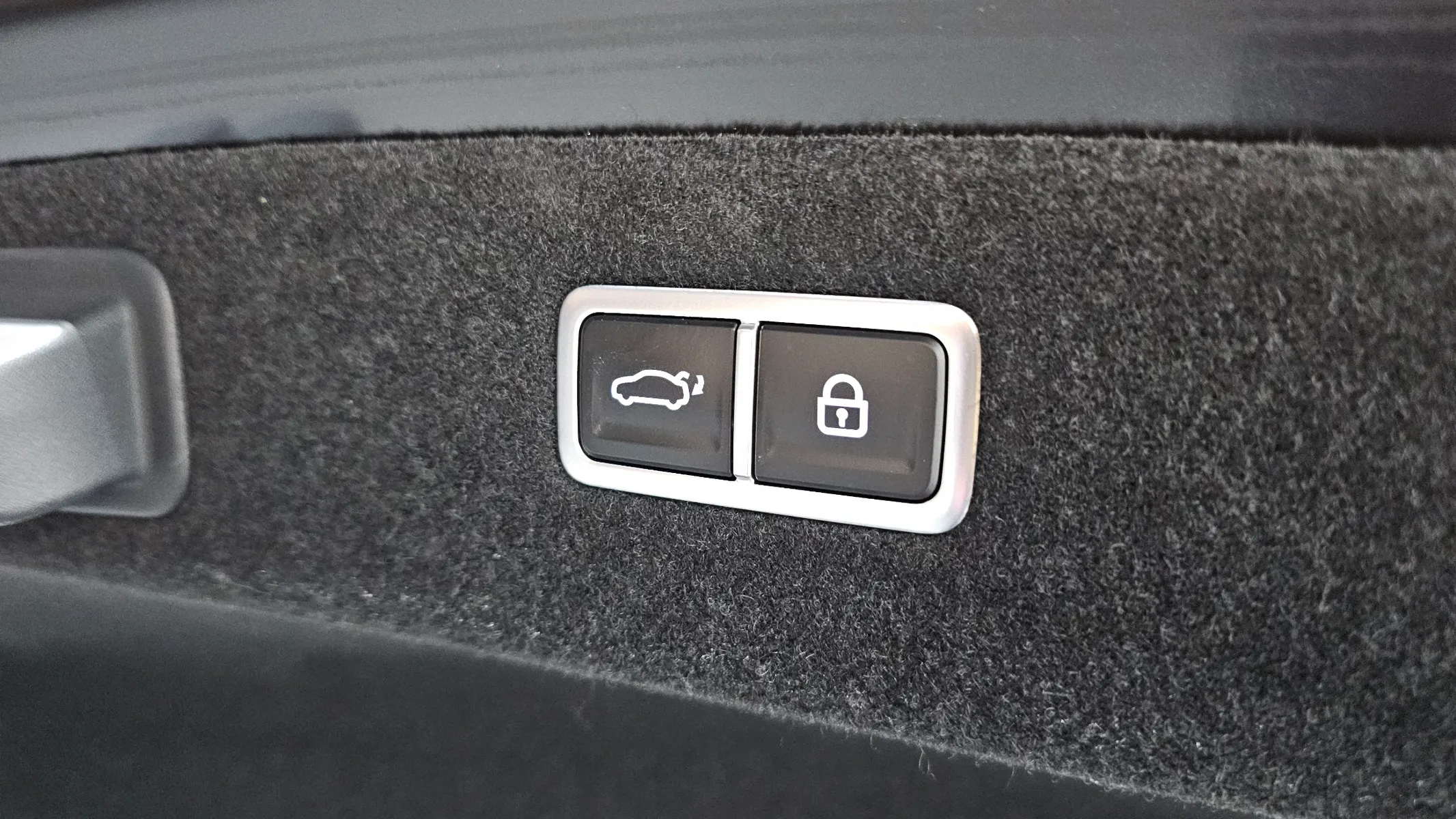 Genesis G90 (RS 4) 3.5 AWD 2023 32/33