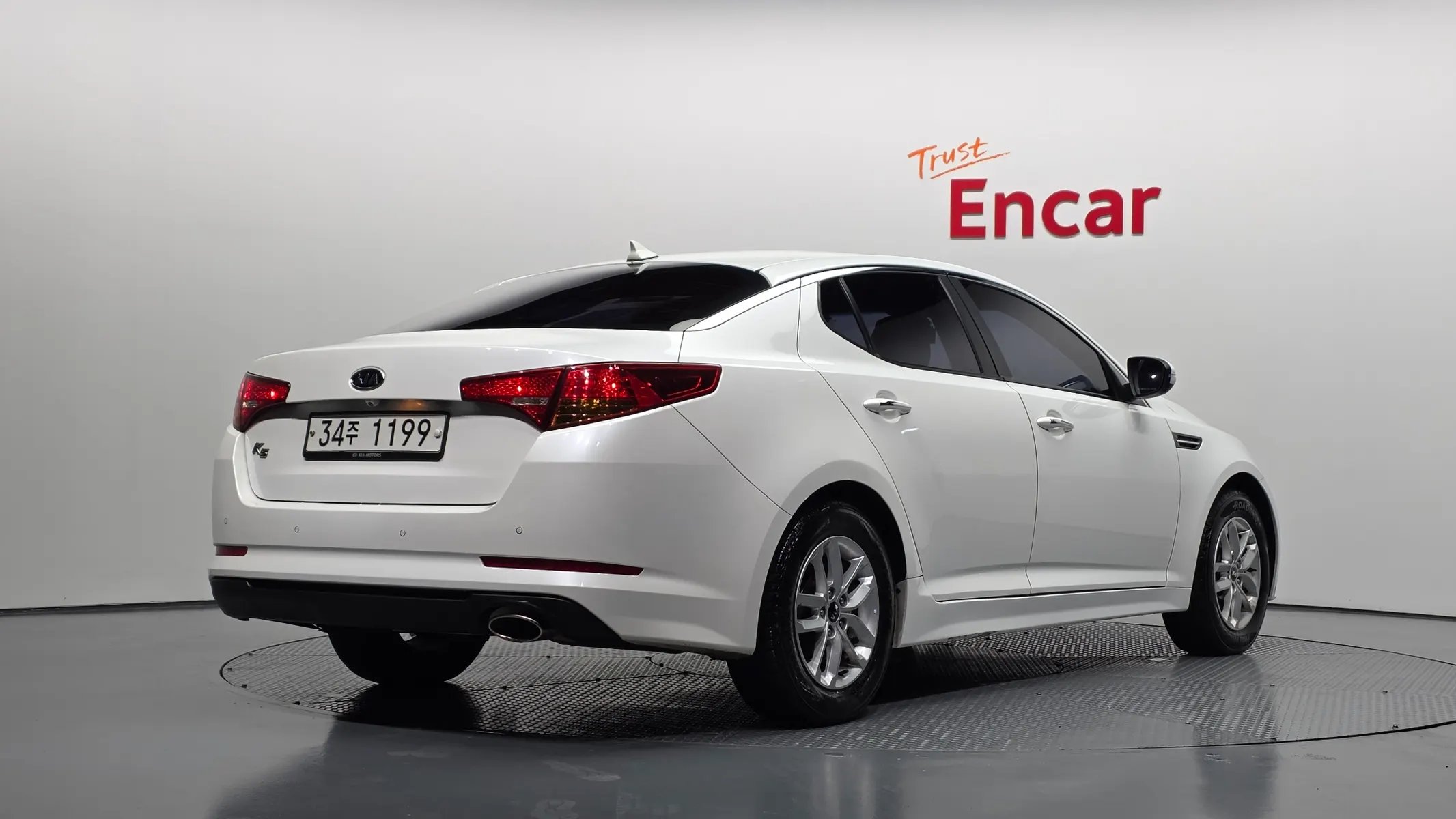Kia K5 LPI 2012 2/32