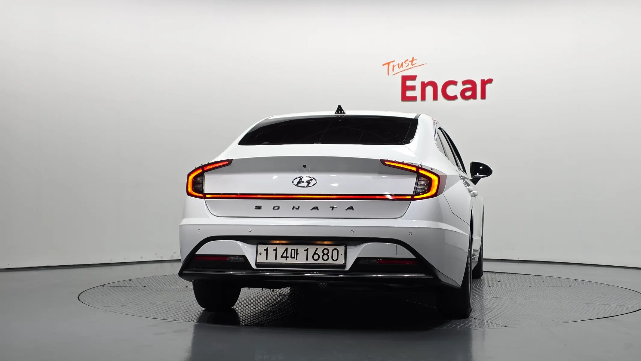 Hyundai (DN8) 2.0 LPG() 2021 3/5