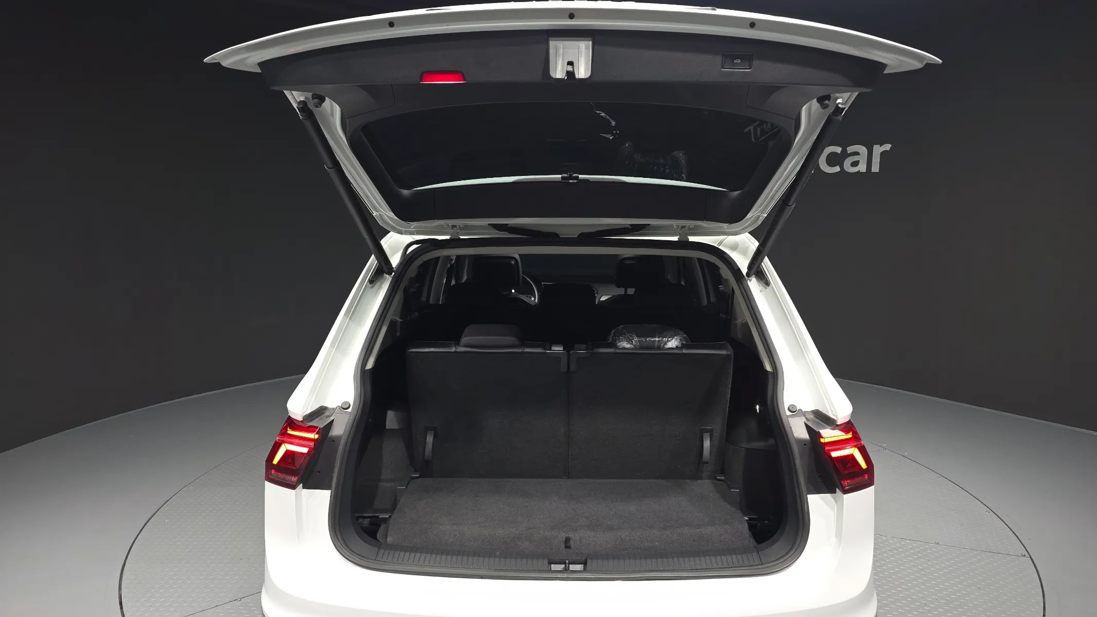 Volkswagen 티구안 올스페이스 2.0 TSI 2023 36/37