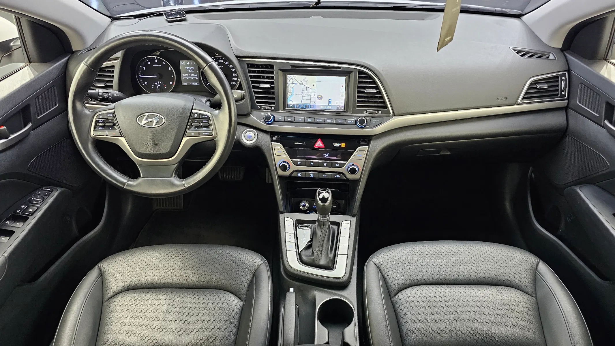 Hyundai AD 1.6 GDI 2016 4/5