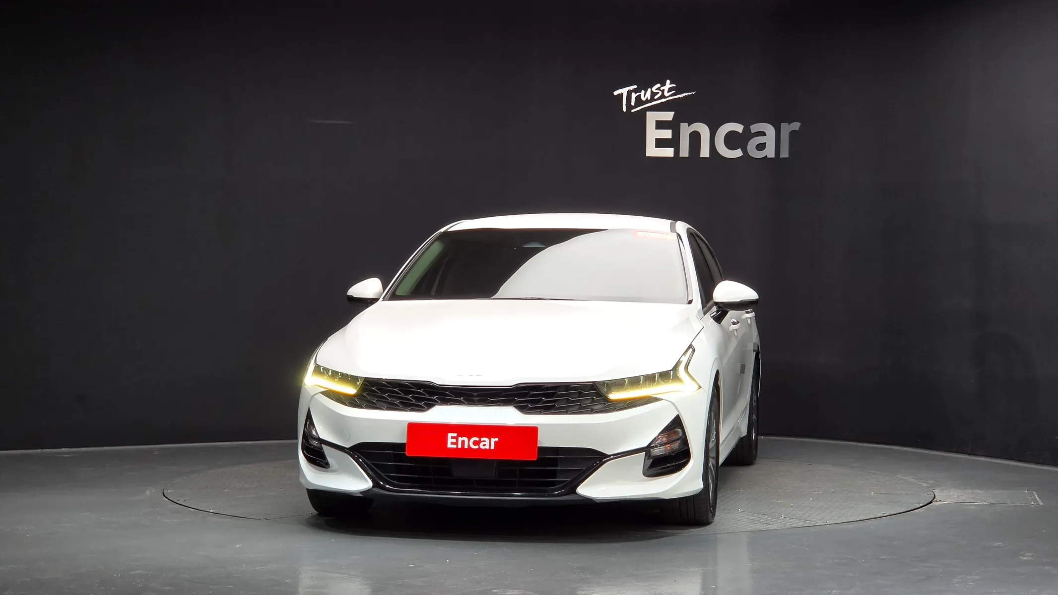 Kia K5 3 2.0 LPI() 2023 2/5