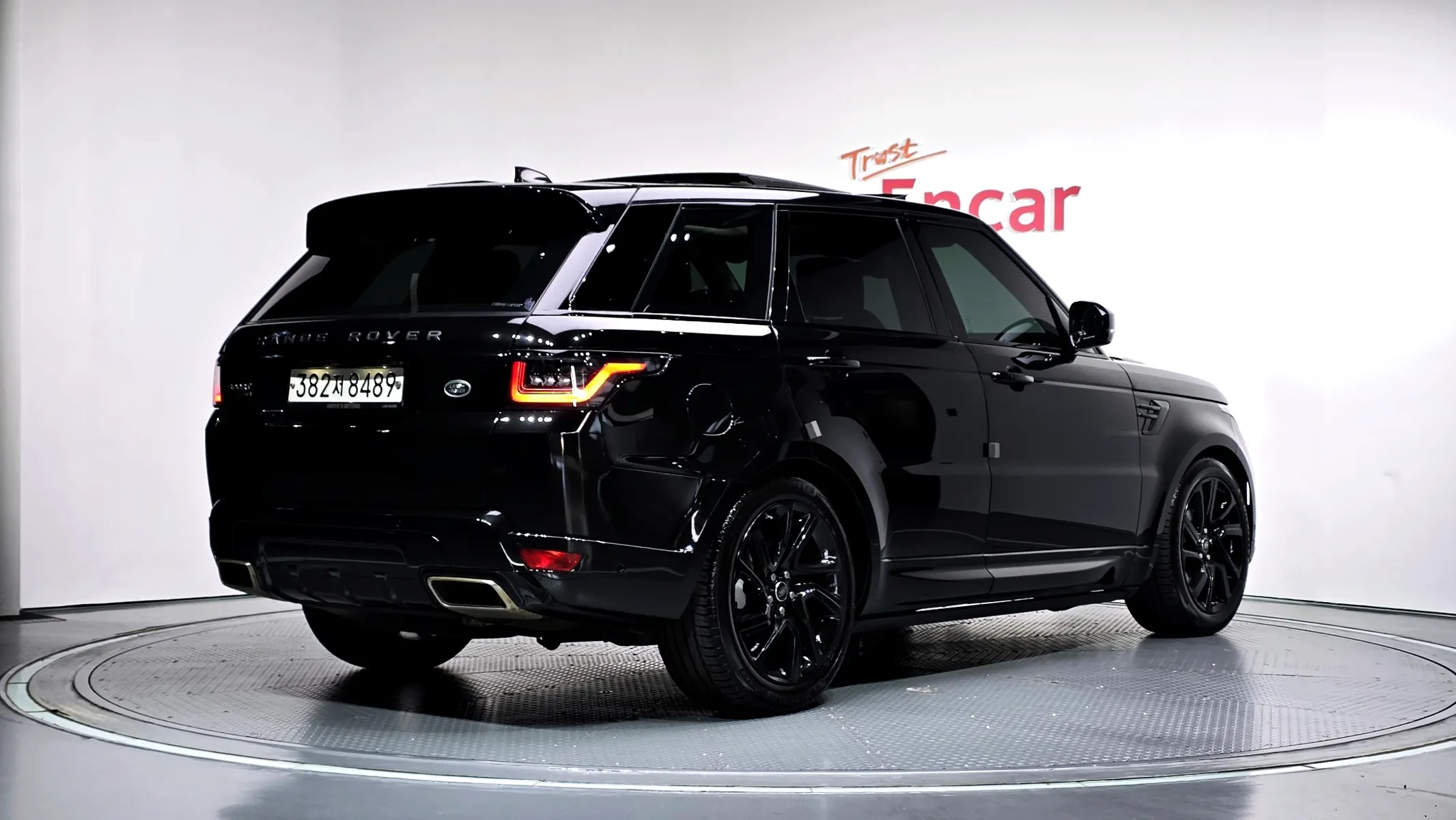 Land Rover 2 3.0 SDV6 HSE 2019 2/35