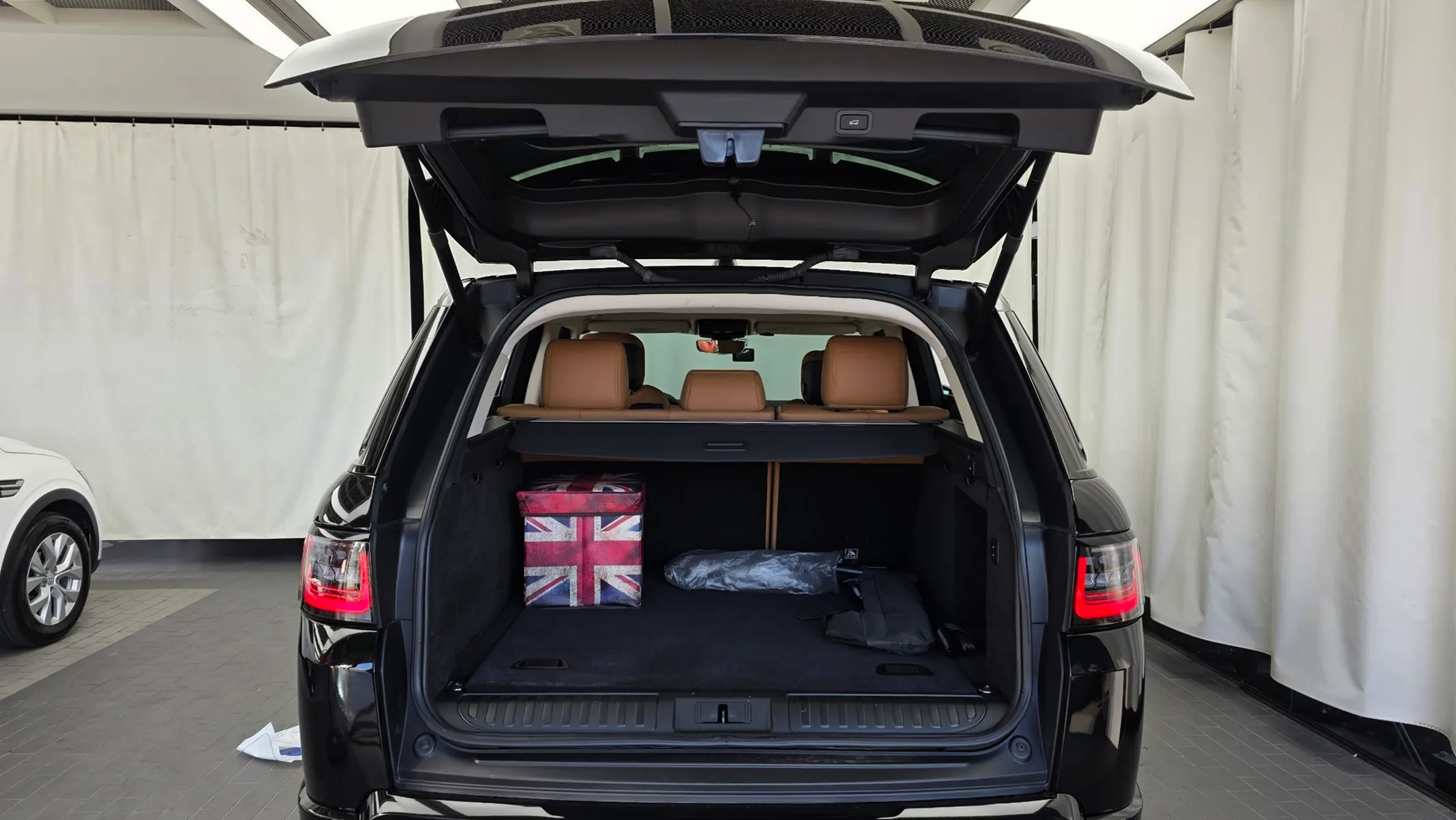 Land Rover 2 3.0 SDV6 HSE 2019 34/35