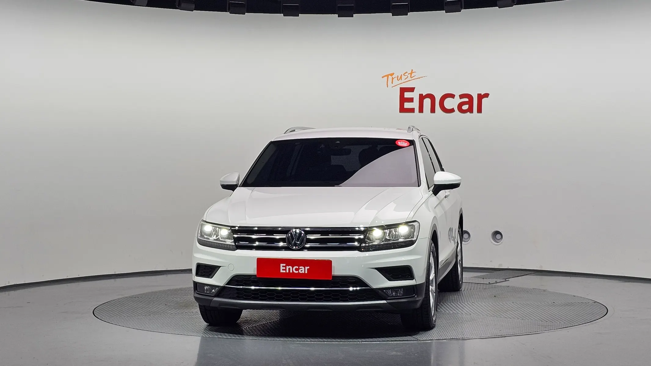 Volkswagen 2 2.0 TDI 2020 3/36