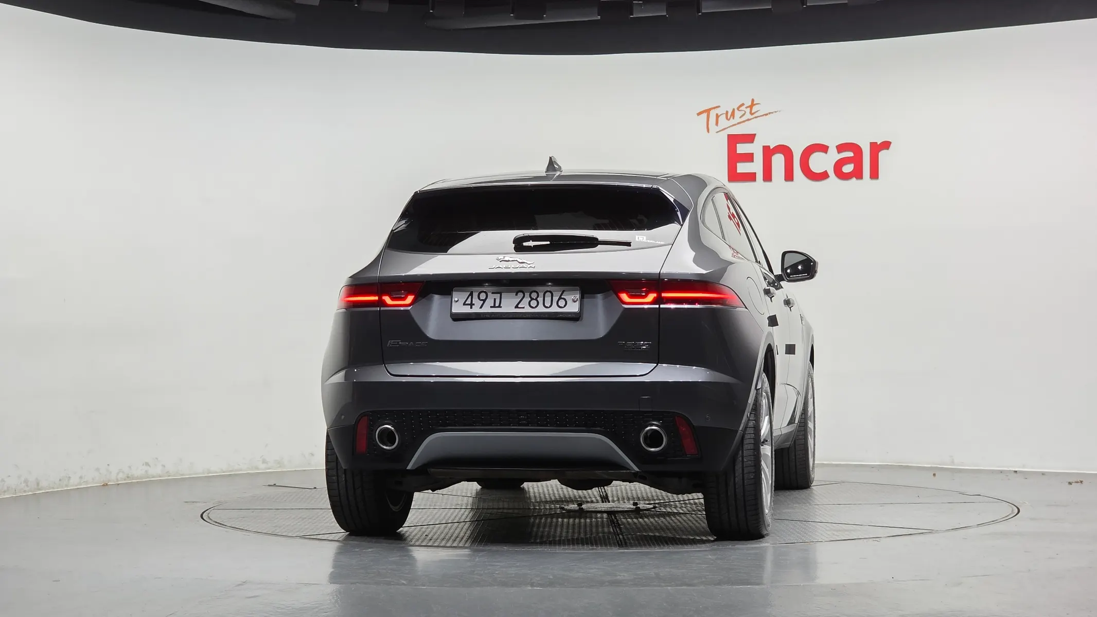 Jaguar E-PACE P250 SE 2018 3/5