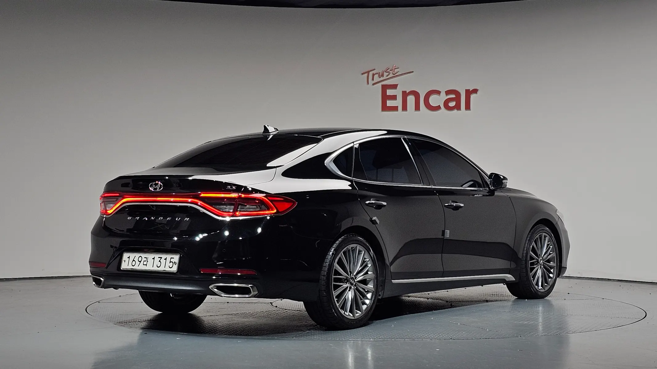 Hyundai IG 3.3 2017 2/35