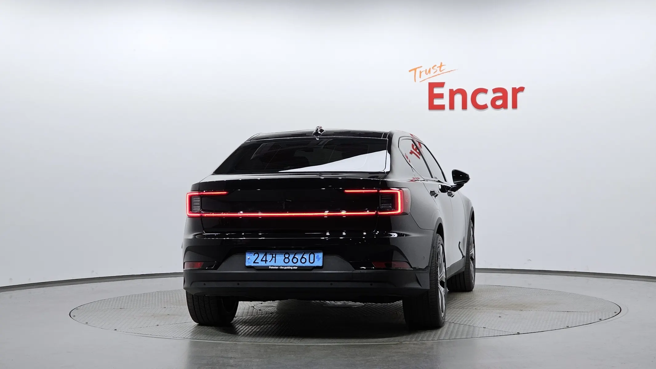 Polestar 2 2024 3/5