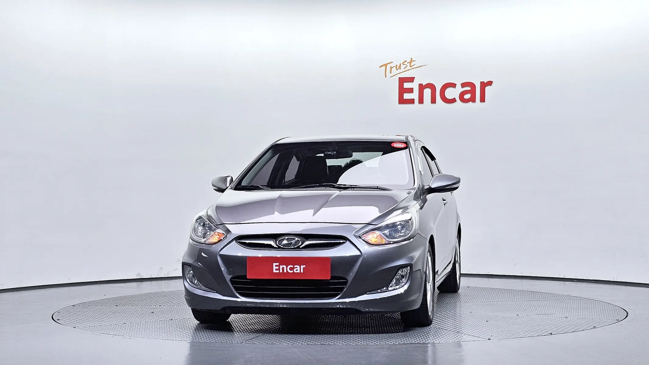 Hyundai () 1.6 VGT 2013 2/5
