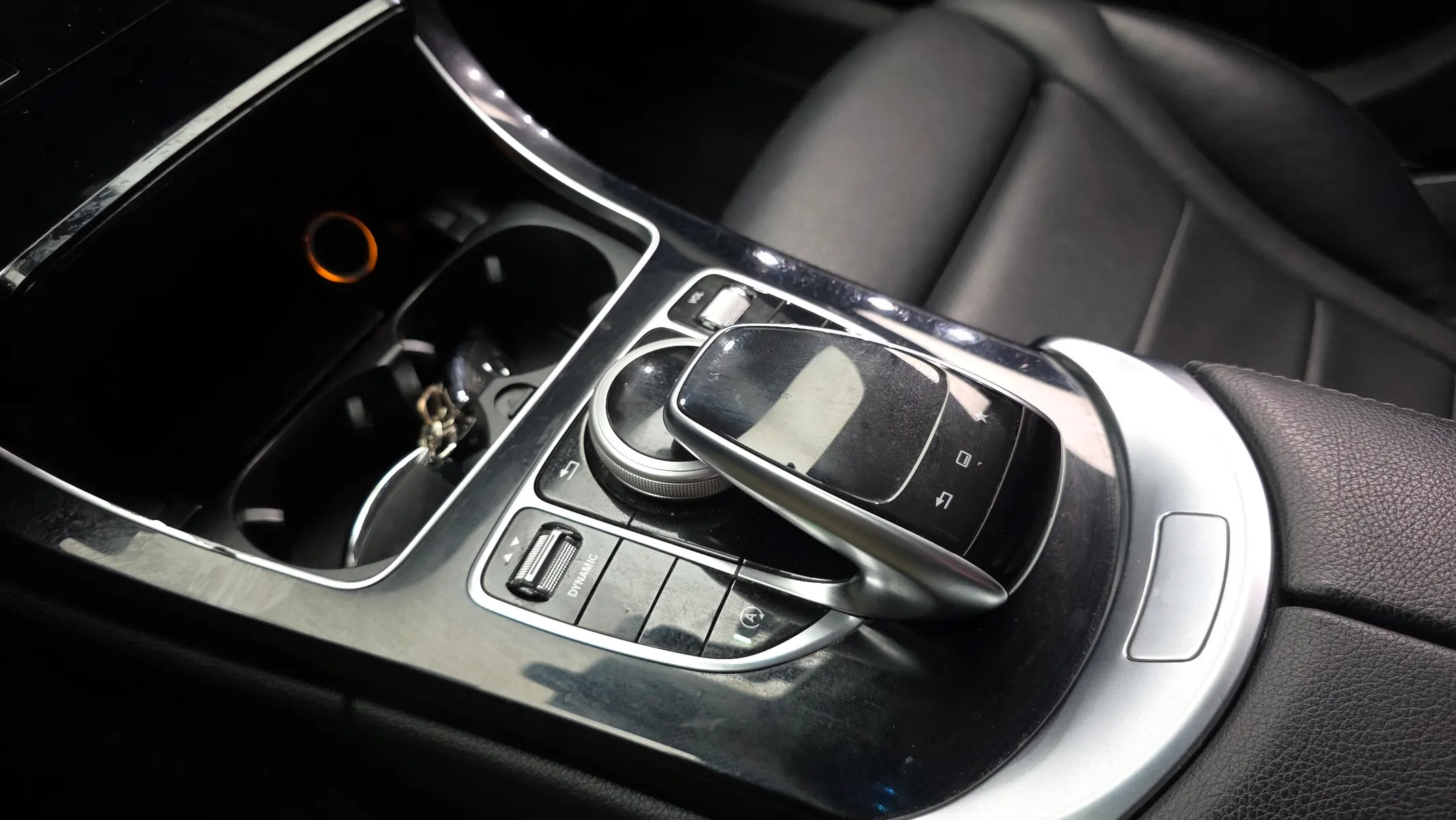 Mercedes-Benz C-Class W205 C220 d 4MATIC 2015 31/32
